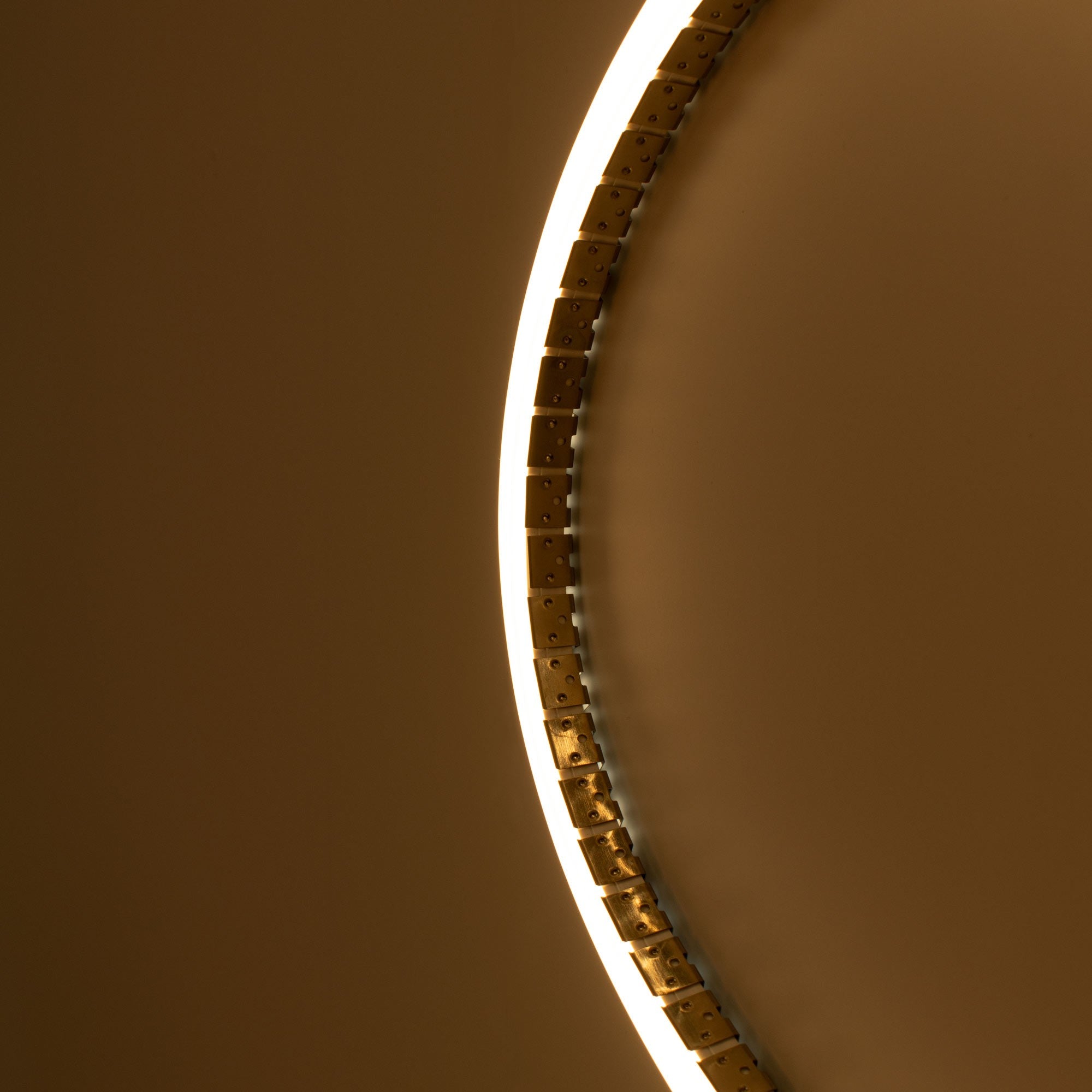 Perfil flexible de acero 16x16 mm para fundas de silicona - 2 metros (12)