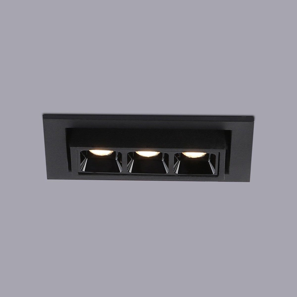 Foco lineal LED empotrable 6W - Orientable - UGR18 - CRI90 - Chip OSRAM - 2800K - Barcelona Led-