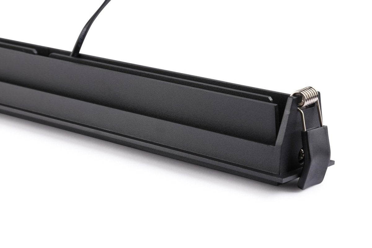 Foco lineal LED empotrable 20W - Orientable - UGR18 - CRI90 - Chip OSRAM - 2800K - Barcelona Led-