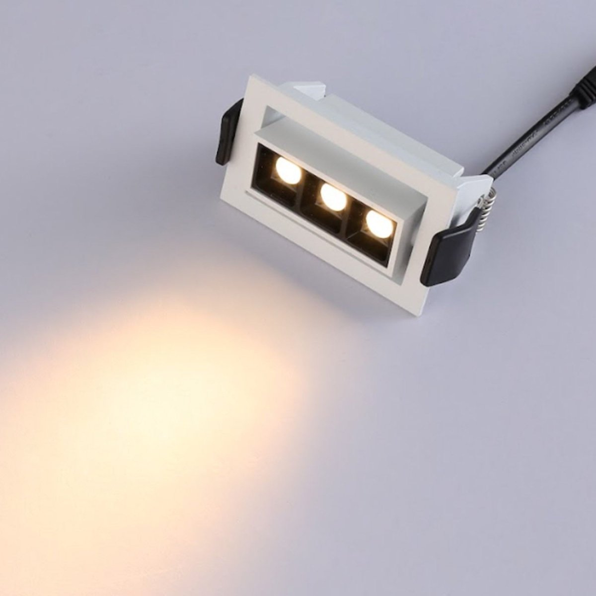 Foco lineal LED empotrable 6W - Orientable - UGR18 - CRI90 - Chip OSRAM - 2800K - Barcelona Led-