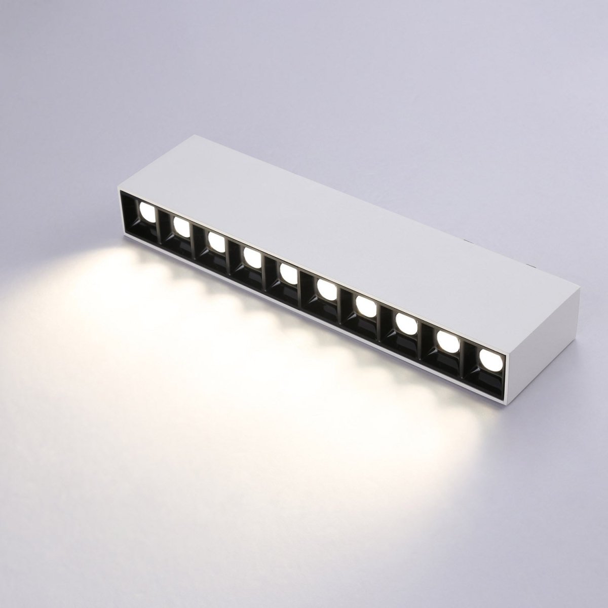 Foco lineal LED superficie color blanco - 20W - UGR18 - CRI90 - Chip OSRAM - Barcelona Led-