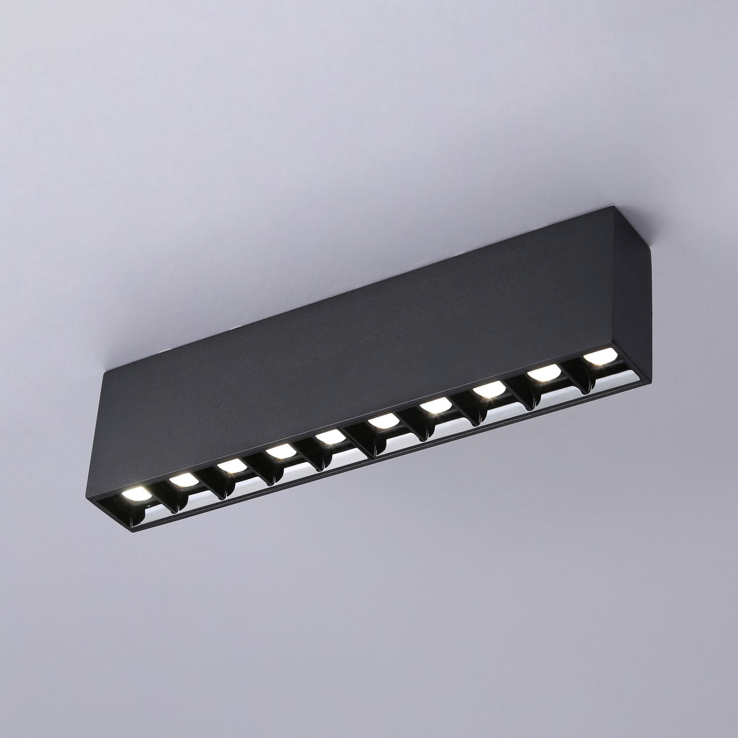 Foco lineal LED superficie color blanco - 20W - UGR18 - CRI90 - Chip OSRAM (21)