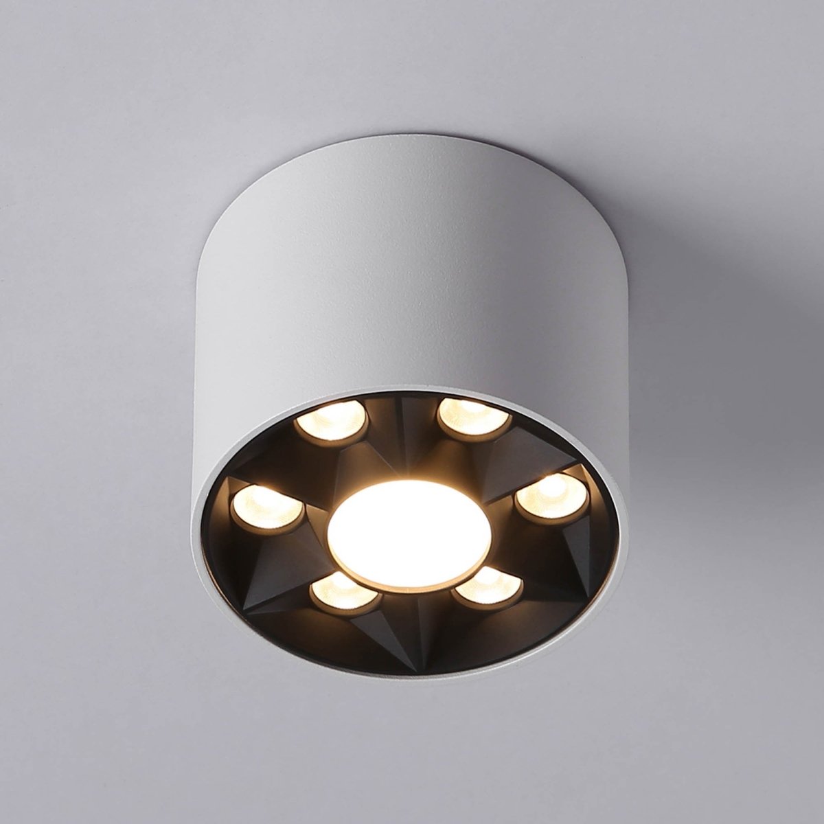 Aplique de techo LED 8W - UGR18 - Driver Eaglerise - Barcelona Led-Decoración
