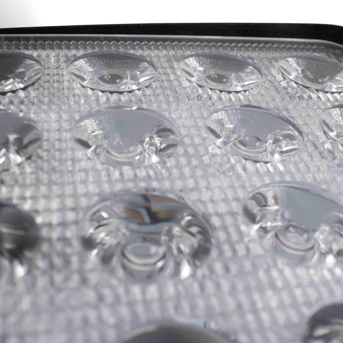 Faro LED 4x4 todoterreno - 48W - 10-40V DC - 4 Pulgadas - 2000lm - Ángulo 60º - Barcelona Led-
