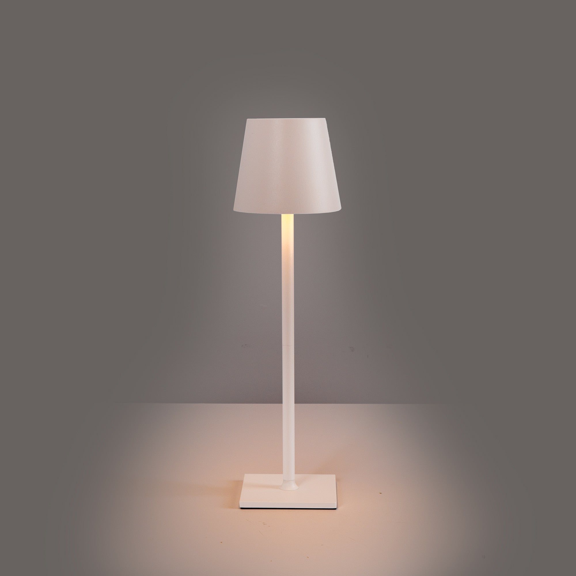 Lámpara de mesa portátil LED CCT "Laura" - 1,5W - Táctil - Intensidad regulable (4)