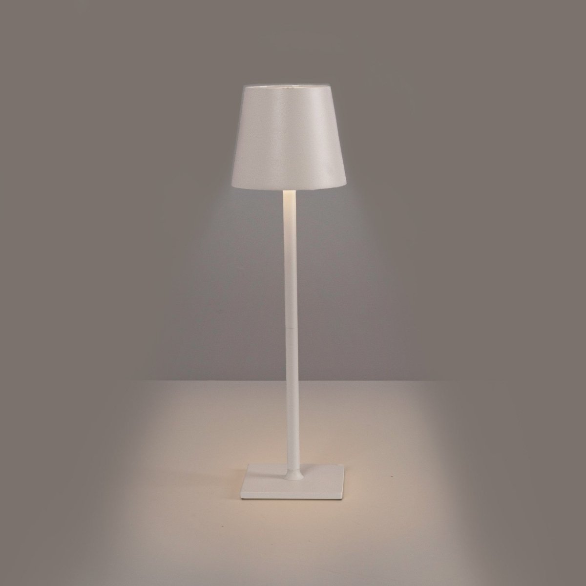 Lámpara de mesa portátil LED CCT "Laura" - 1,5W - Táctil - Intensidad regulable - Barcelona Led-Decoración