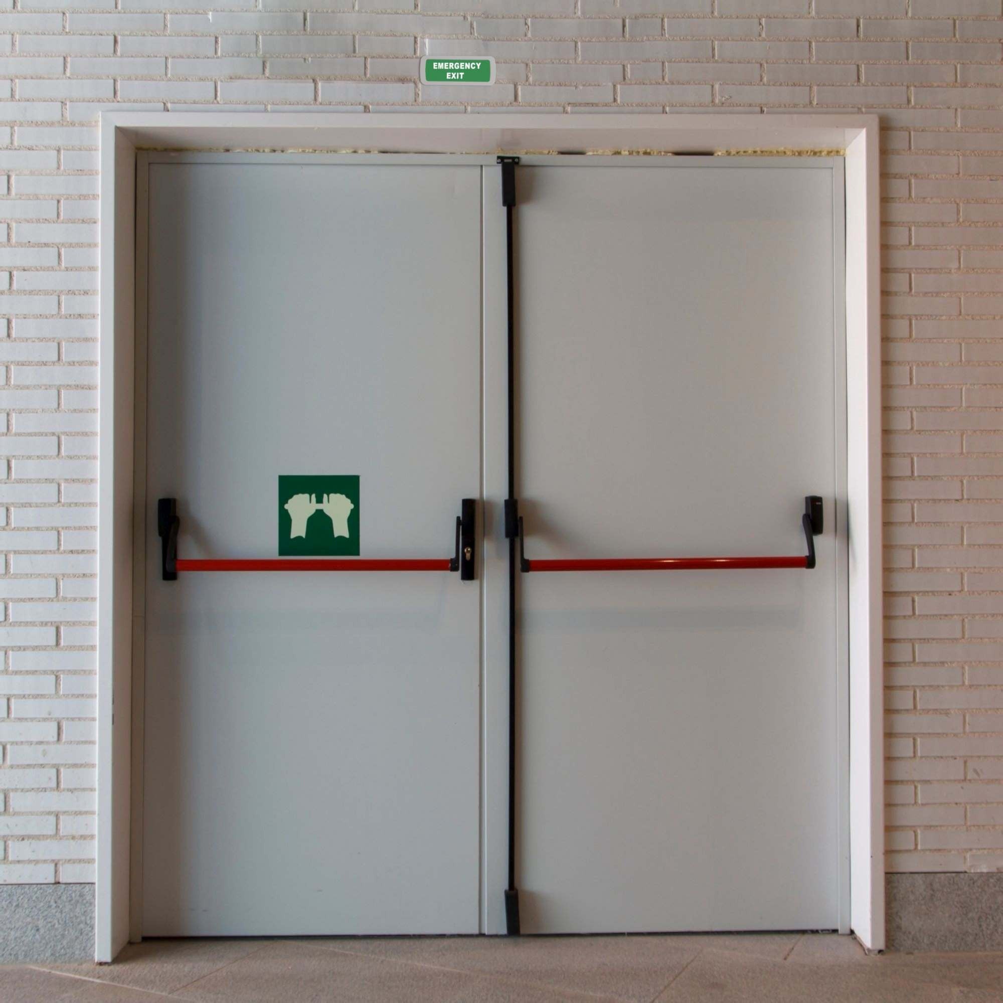 KIT Pictograma autoadhesivo "Emergency Exit" + Luz de emergencia 3W (10)