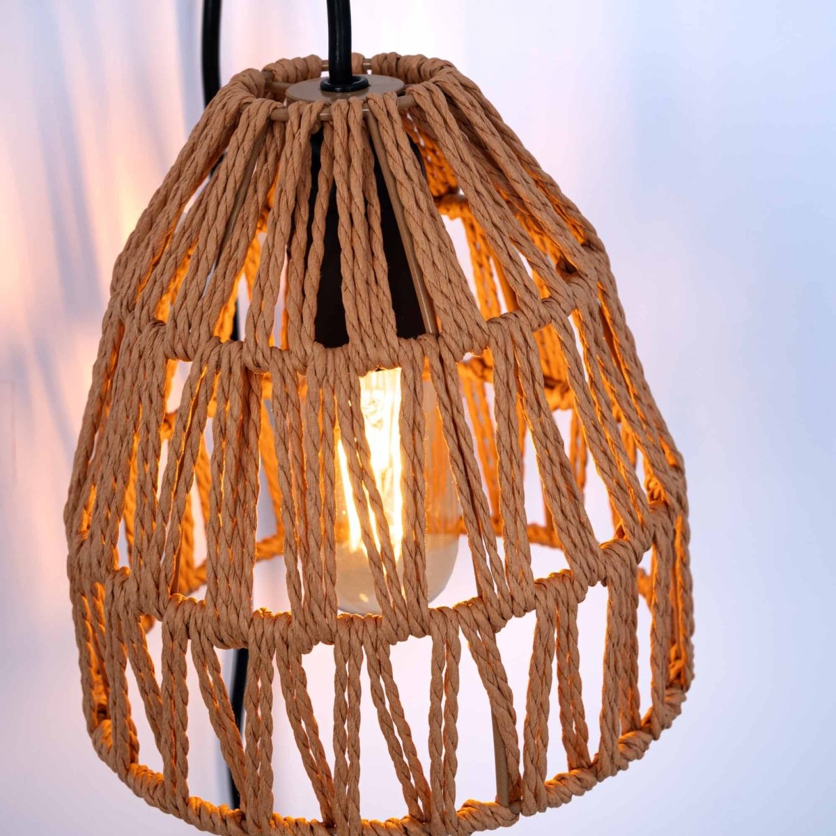 Aplique de pared en madera con pantalla de papel trenzado "Leo" - Barcelona Led-Decoración