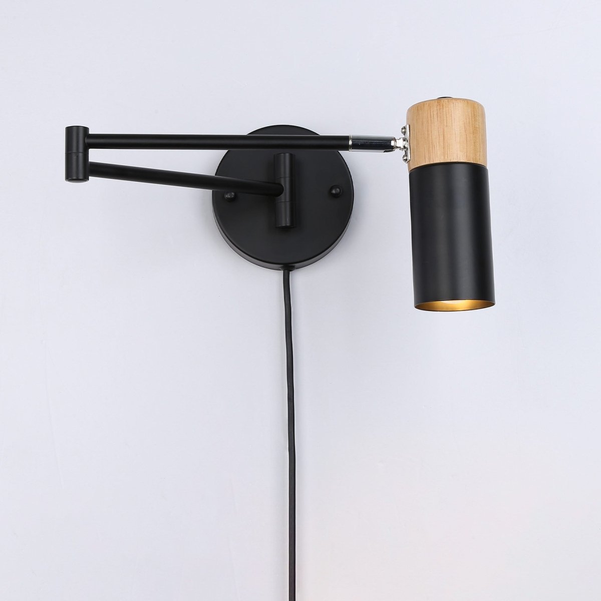 Aplique de pared extensible con cable y enchufe "Logan" - Barcelona Led-Decoración