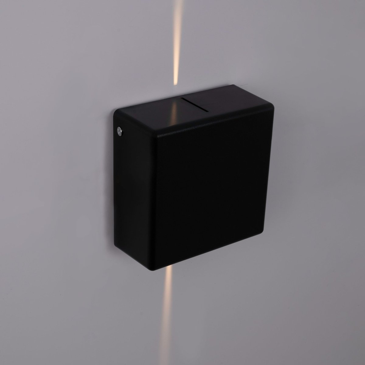 Aplique de pared exterior LED cuadrado "Karen 2" - 3W - IP54 - Emisión de luz dos caras - Barcelona Led-Decoración