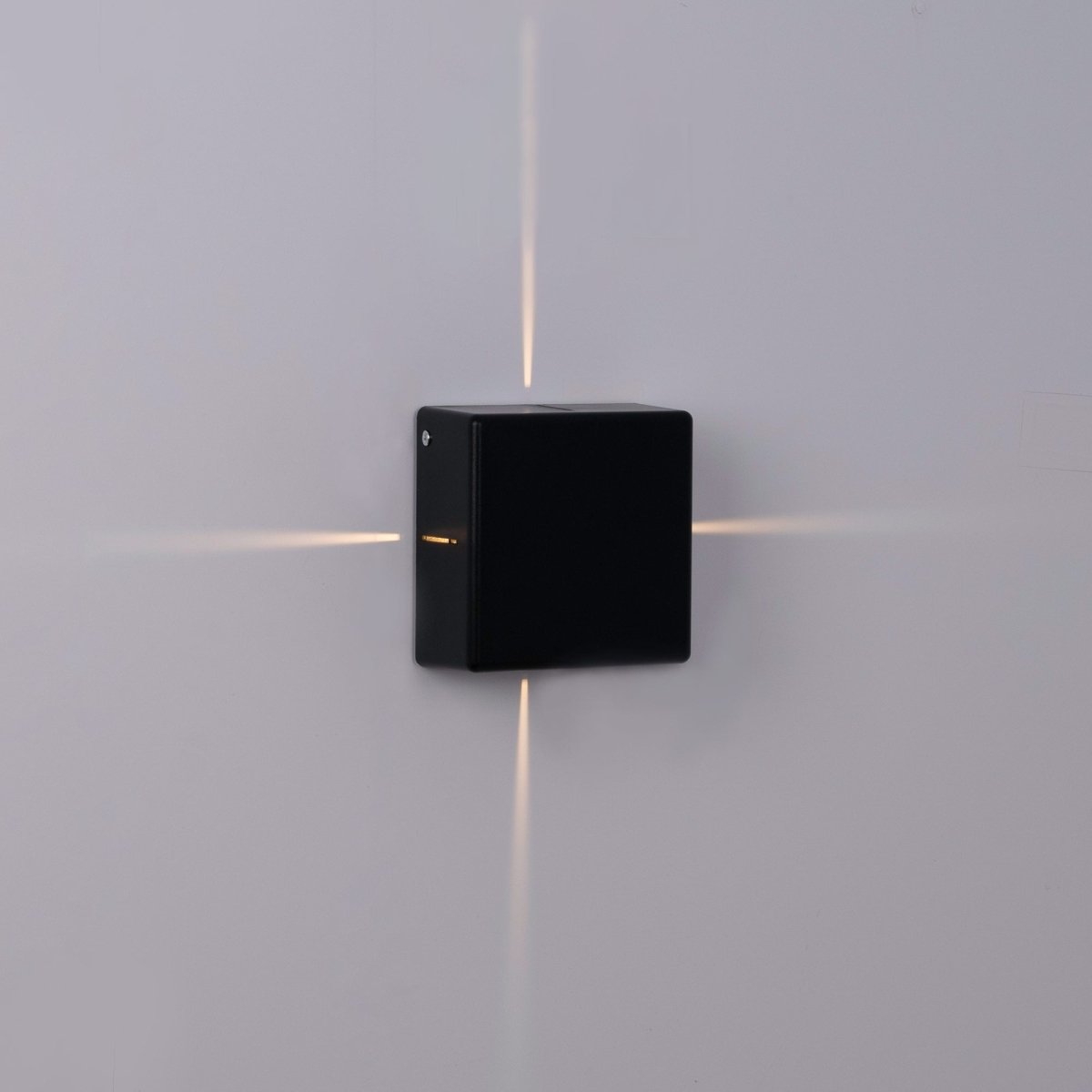 Aplique de pared exterior LED cuadrado "Karen 4" - 6W - IP54 - Emisión de luz cuatro caras - Barcelona Led-Decoración