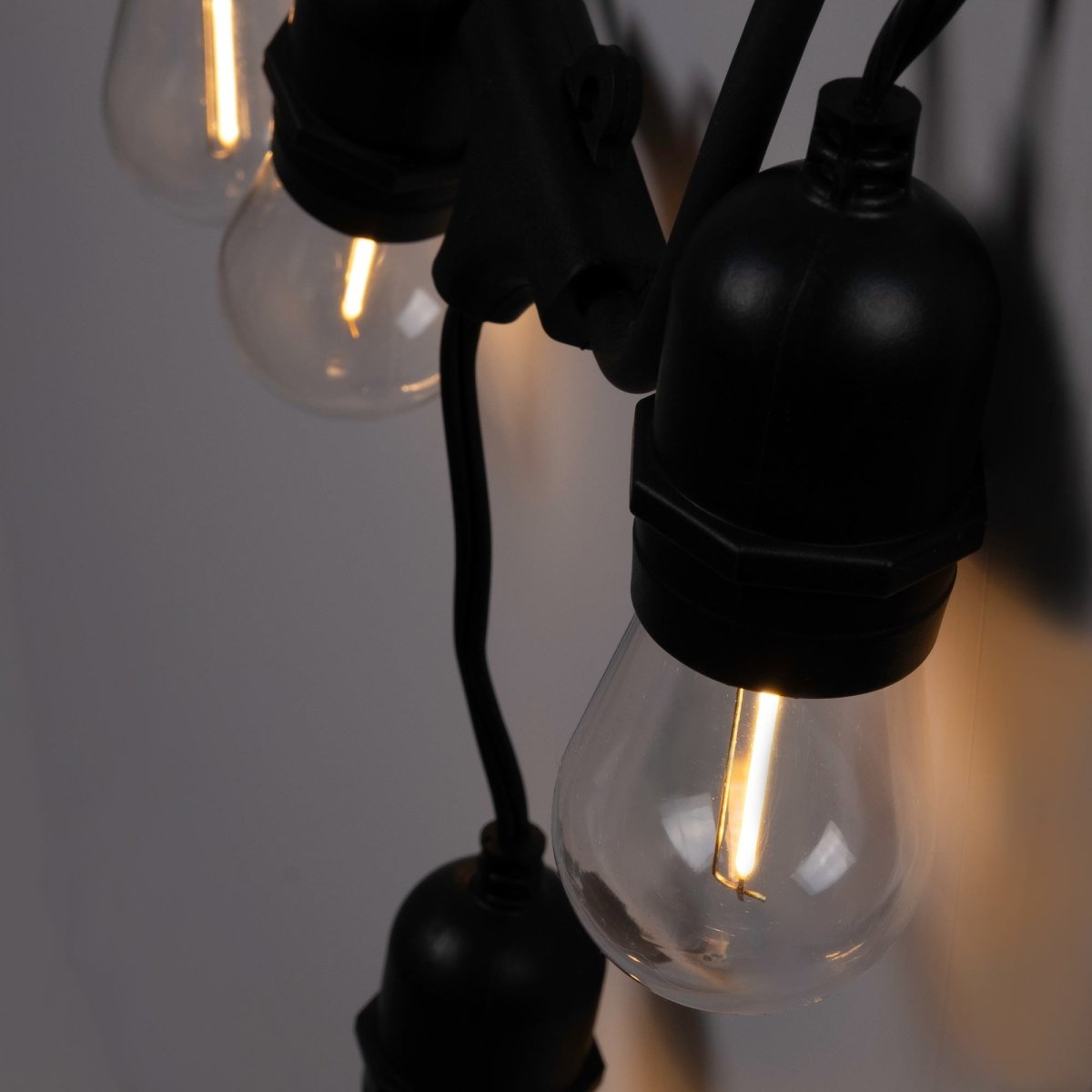 Kit guirnalda luces exterior 11,5 metros + 10 bombillas LED E27 filamento 1W - IP44 - Barcelona Led-