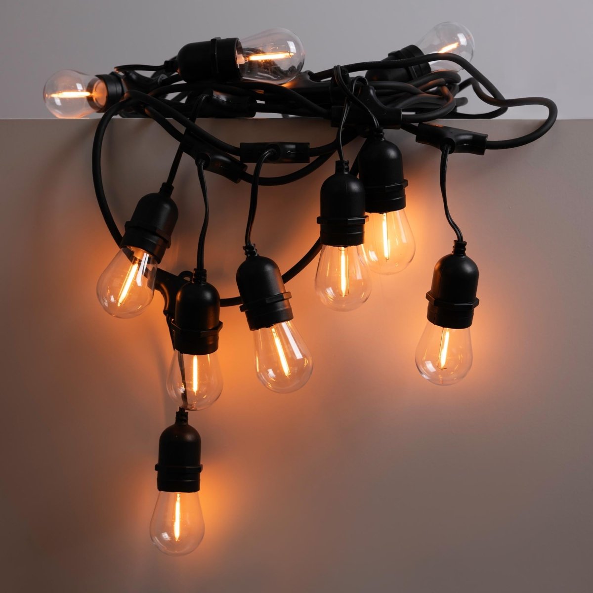 Kit guirnalda luces exterior 11,5 metros + 10 bombillas LED E27 filamento 1W - IP44 - Barcelona Led-