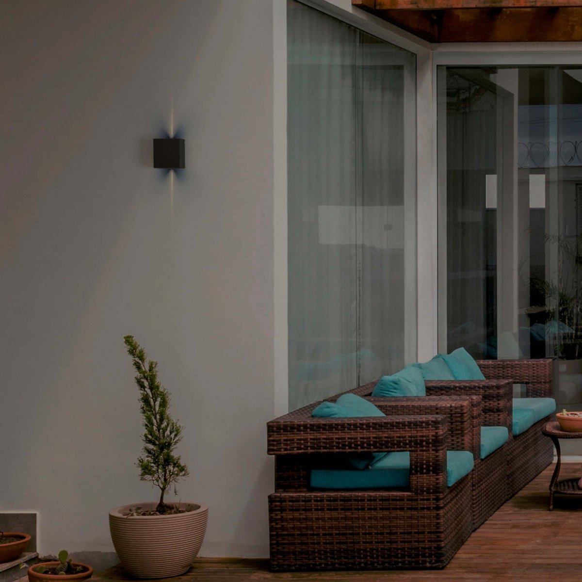 Aplique de pared exterior LED cuadrado "Karen 2" - 3W - IP54 - Emisión de luz dos caras - Barcelona Led-Decoración