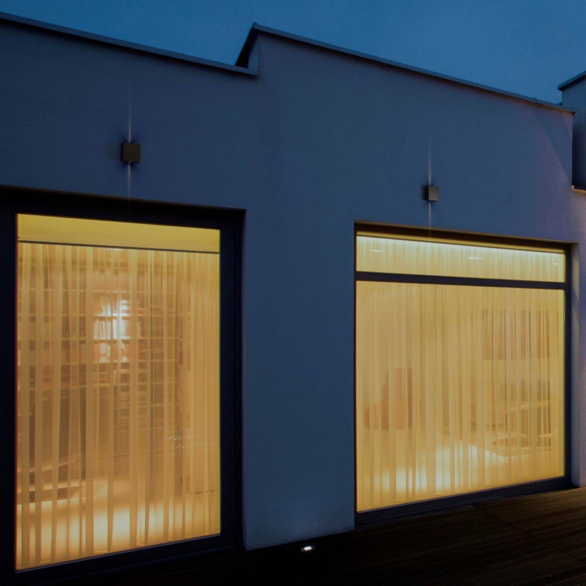 Aplique de pared exterior LED cuadrado "Karen 2" - 3W - IP54 - Emisión de luz dos caras - Barcelona Led-Decoración