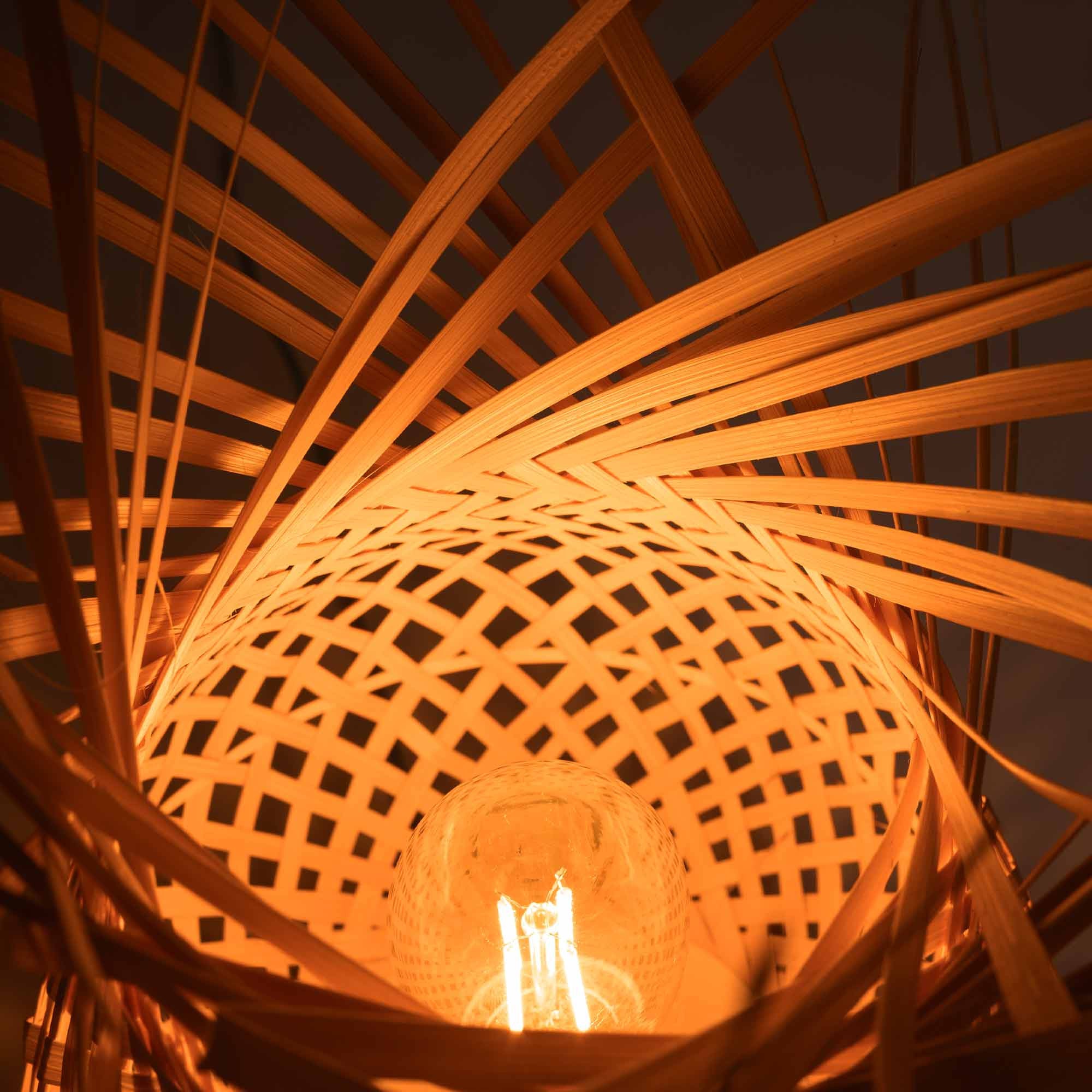 Lámpara de mesa de mimbre "VIMET" (6)