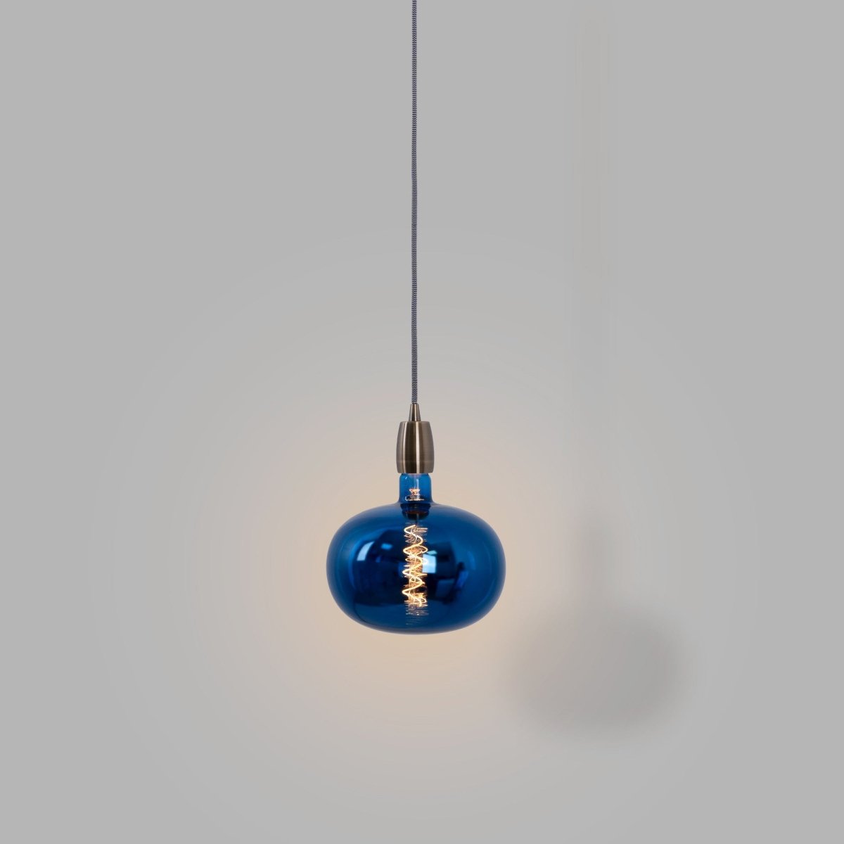 Bombilla decorativa LED de filamento "Decor" - E27 R220 - Regulable - 4W - 1800K - Barcelona Led-