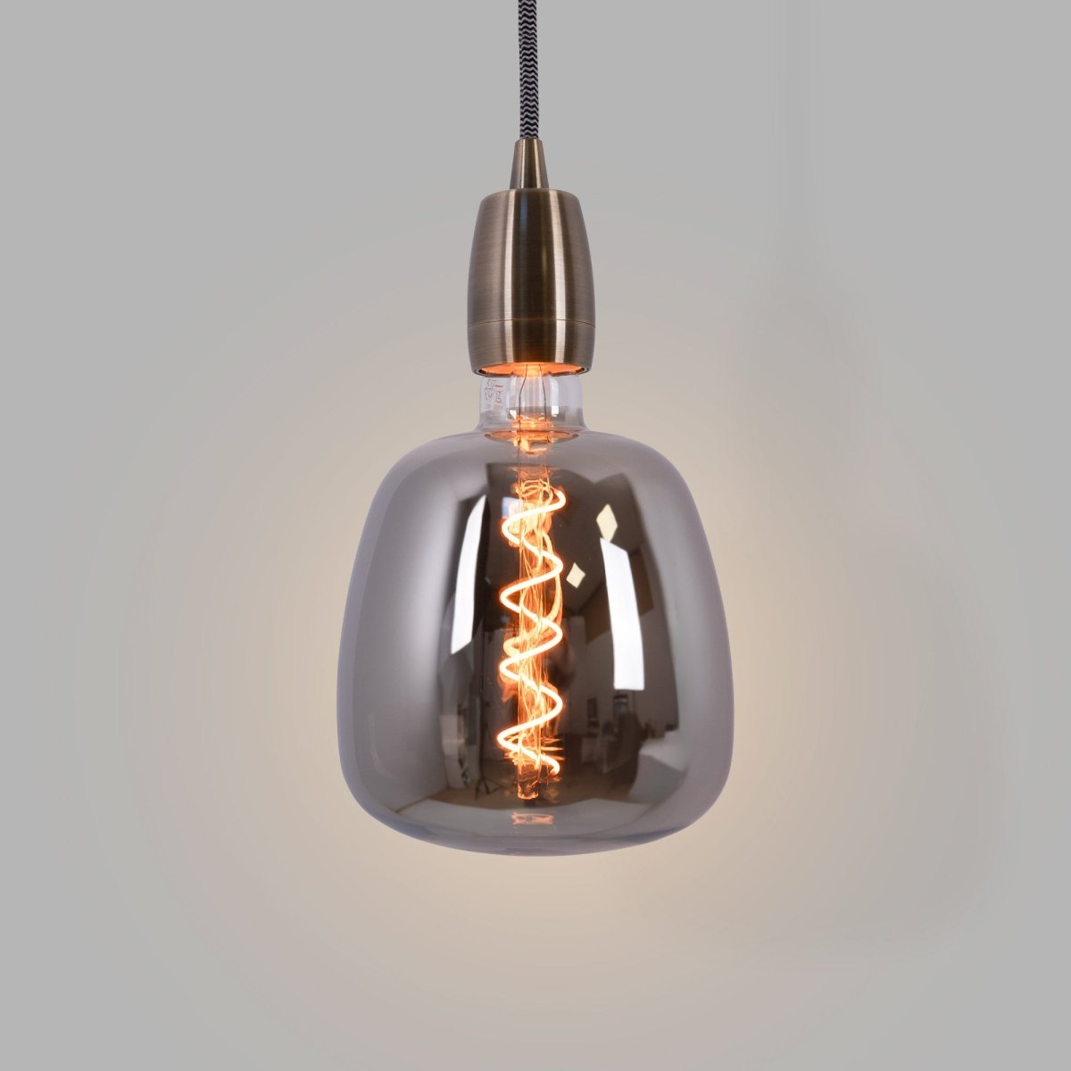 Bombilla decorativa LED de filamento - E27 D140 - Regulable - 4W - 1800K - Barcelona Led-