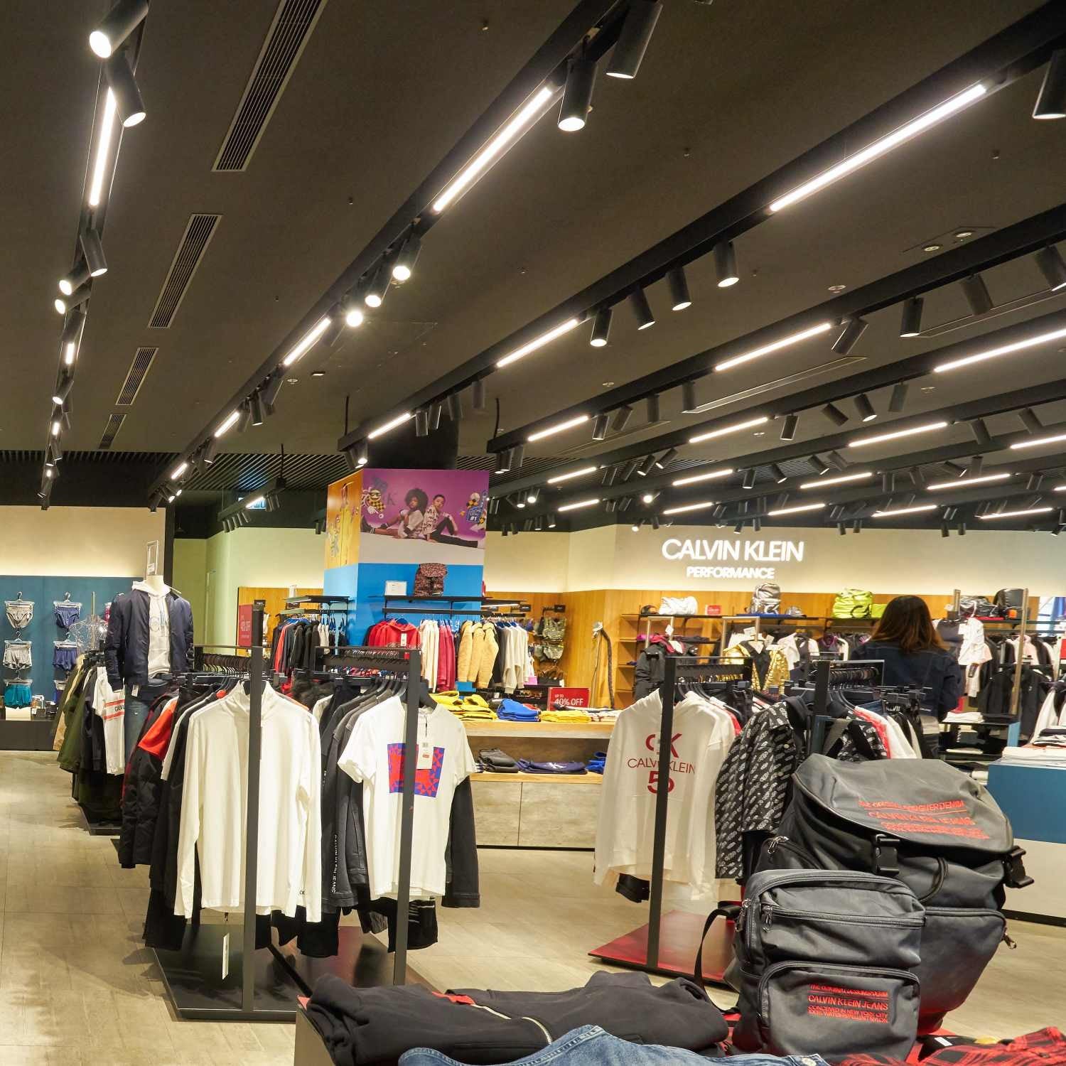 Proyector LED lineal orientable para carril trifásico 20W - CCT - CRI90 - Driver KGP - Blanco (21)