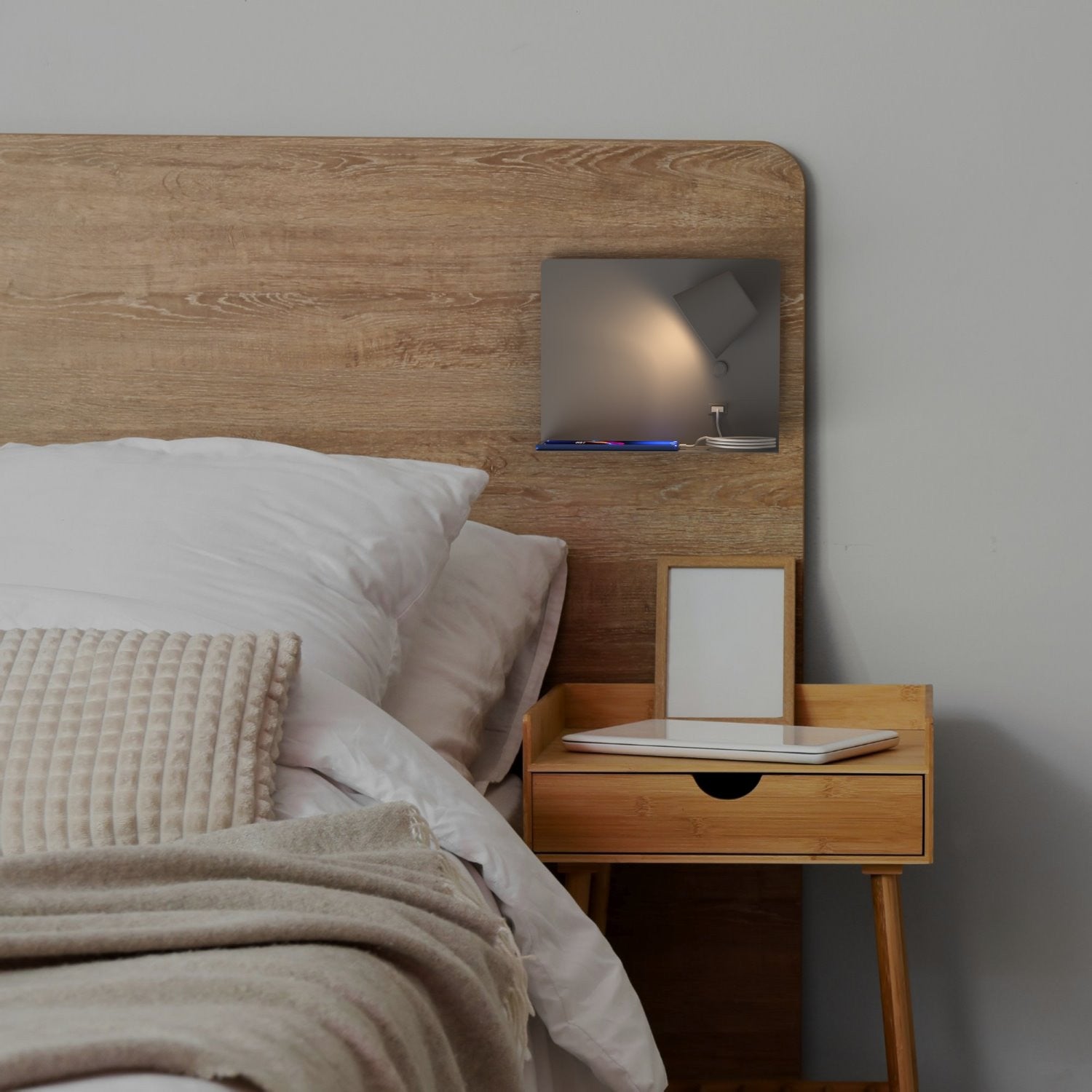 Aplique de pared para lectura con puerto USB "BASKOP" - 6W - Luz derecha (7)