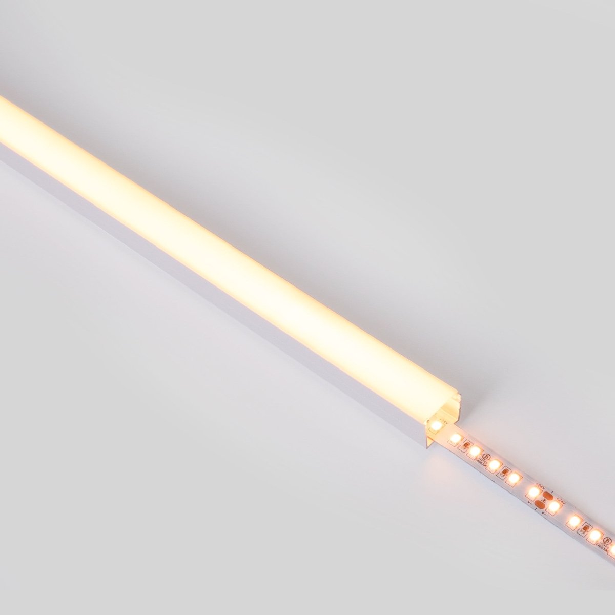 Perfil de aluminio para tira LED con difusor - Superficie - Kit completo - 18 x13mm - Tira LED ≤ 15 mm - 2 metros - Barcelona Led-