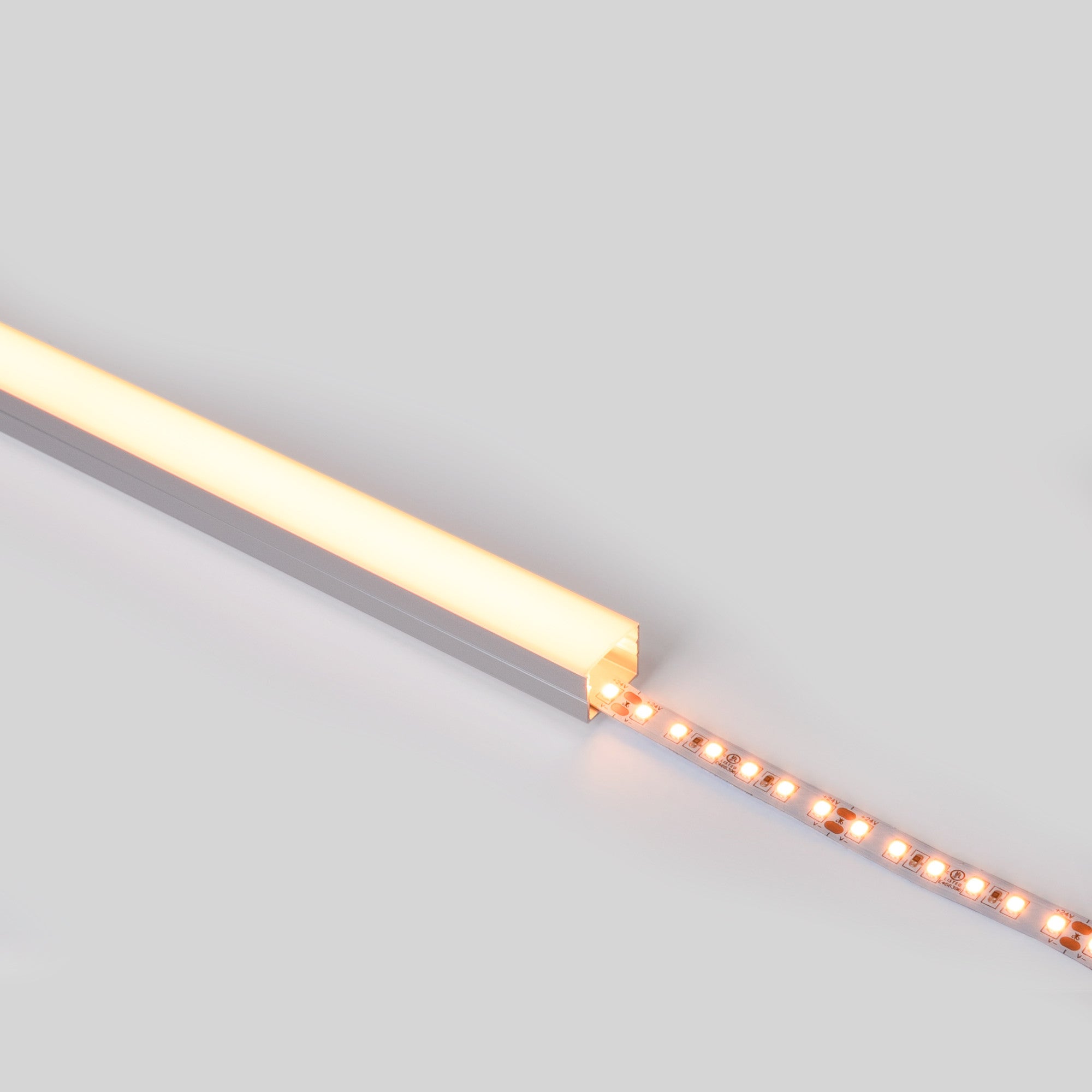 Perfil de aluminio para tira LED con difusor - Superficie - Kit completo - 18 x13mm - Tira LED ≤ 15 mm - 2 metros (32)