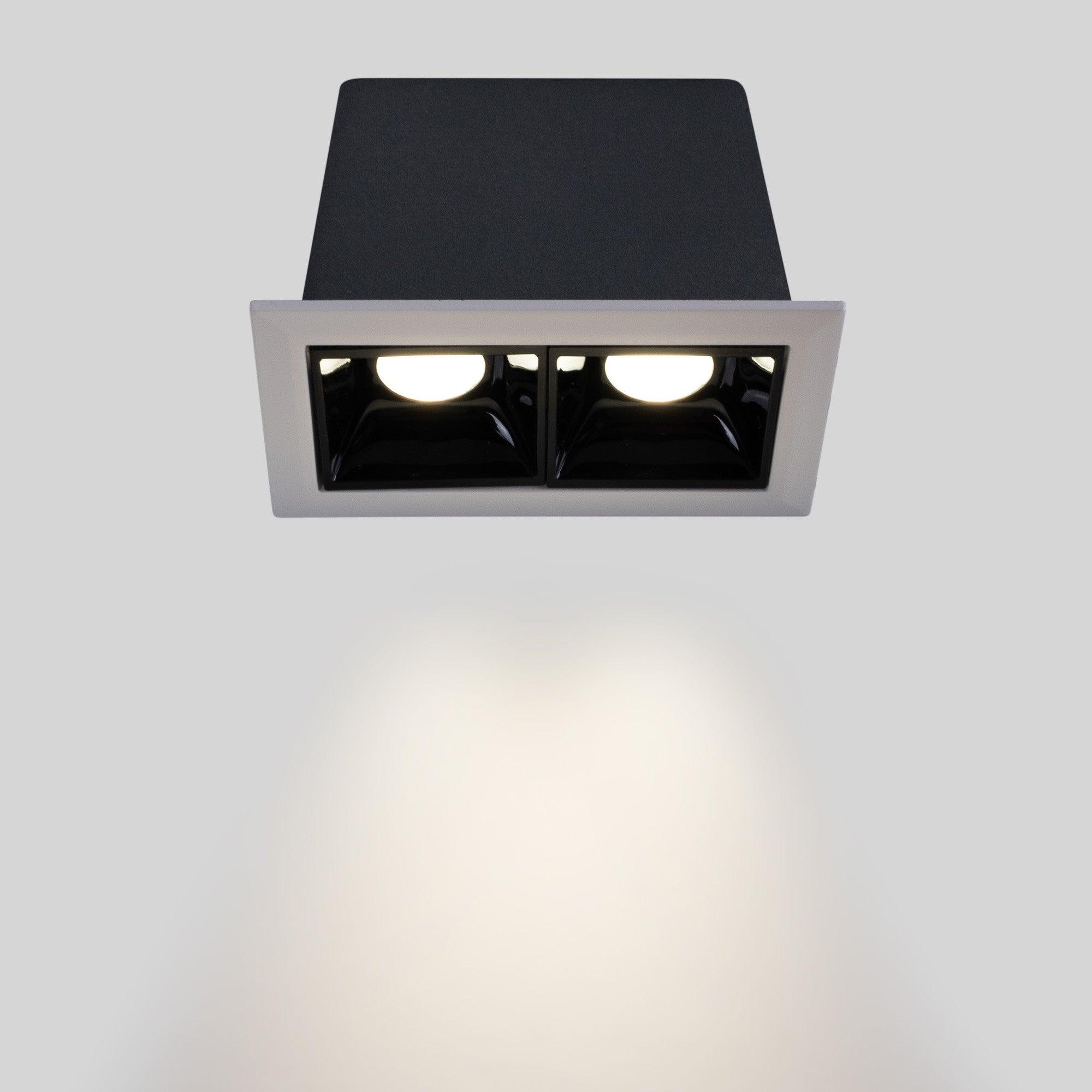 Foco lineal LED empotrable 4W - UGR18 - CRI90 - Chip OSRAM (7)