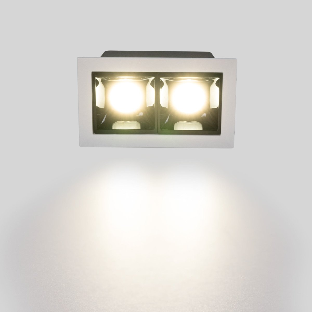 Foco lineal LED empotrable 4W - UGR18 - CRI90 - Chip OSRAM - Barcelona Led-