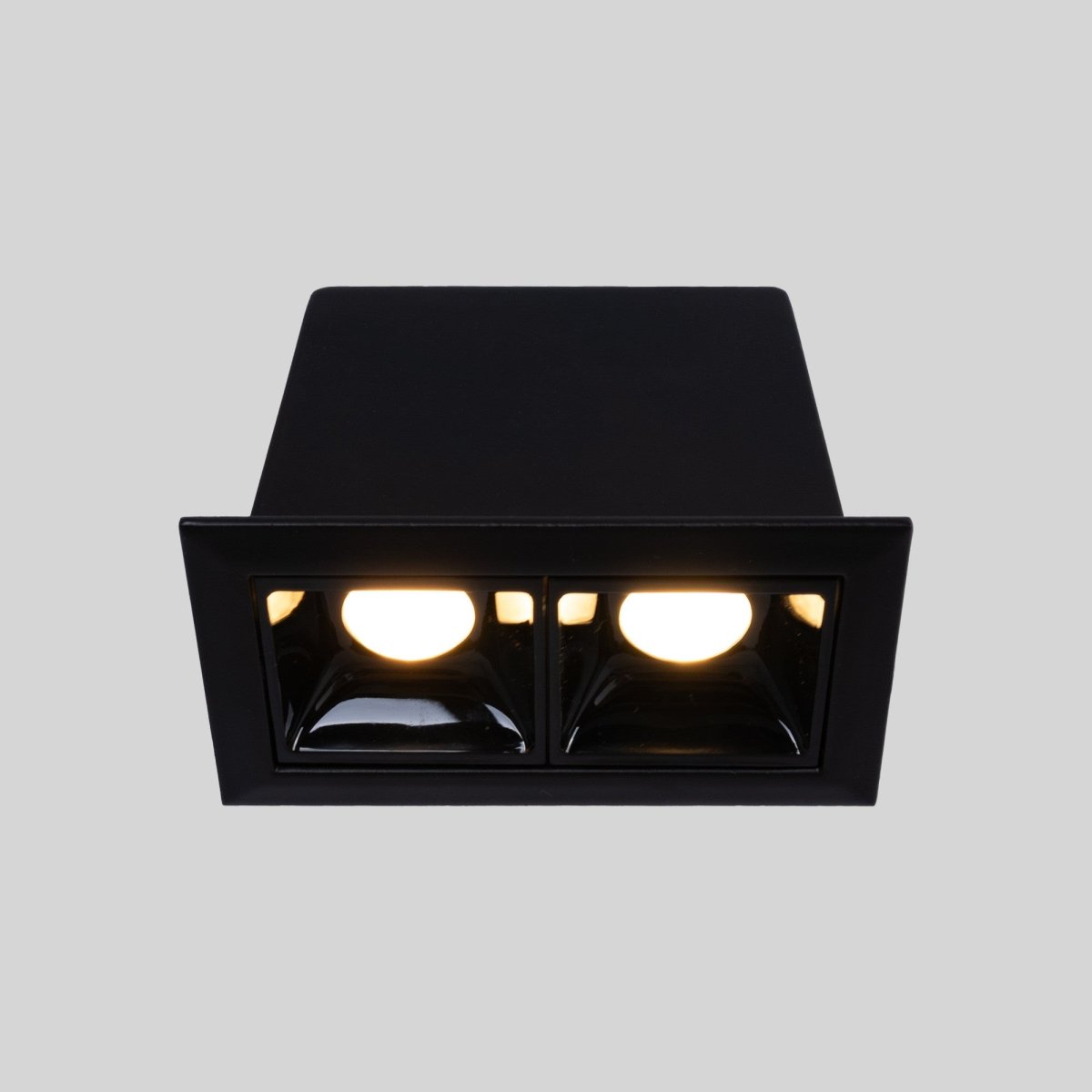 Foco lineal LED empotrable 4W - UGR18 - CRI90 - Chip OSRAM - Barcelona Led-