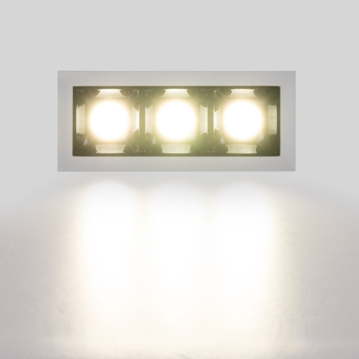 Foco lineal LED empotrable triple 6W - UGR18 - CRI90 - Chip OSRAM - Barcelona Led-