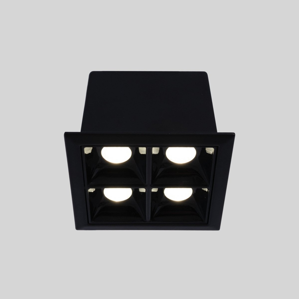 Downlight LED cuadrado empotrable 8W - 4 Focos - UGR18 - CRI90 - Chip OSRAM - Barcelona Led-