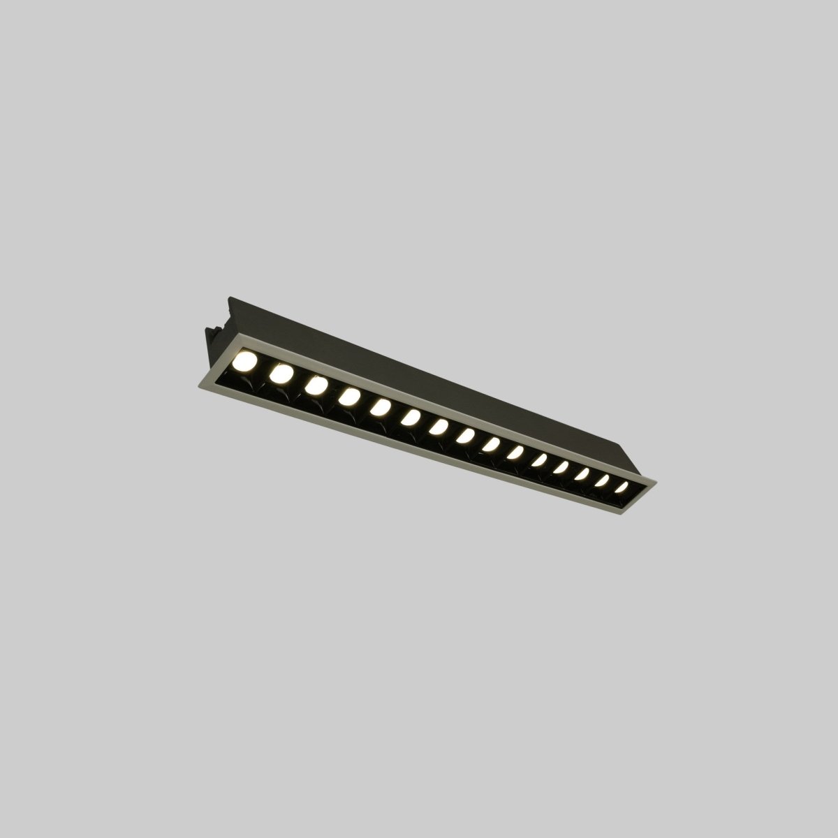 Foco lineal LED empotrable 30W - UGR18 - CRI90 - Chip OSRAM - Barcelona Led-