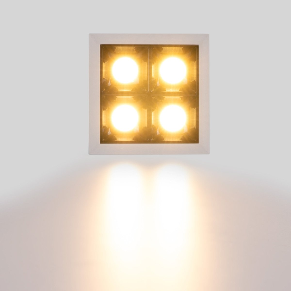 Downlight LED cuadrado empotrable 8W - 4 Focos - UGR18 - CRI90 - Chip OSRAM - Barcelona Led-