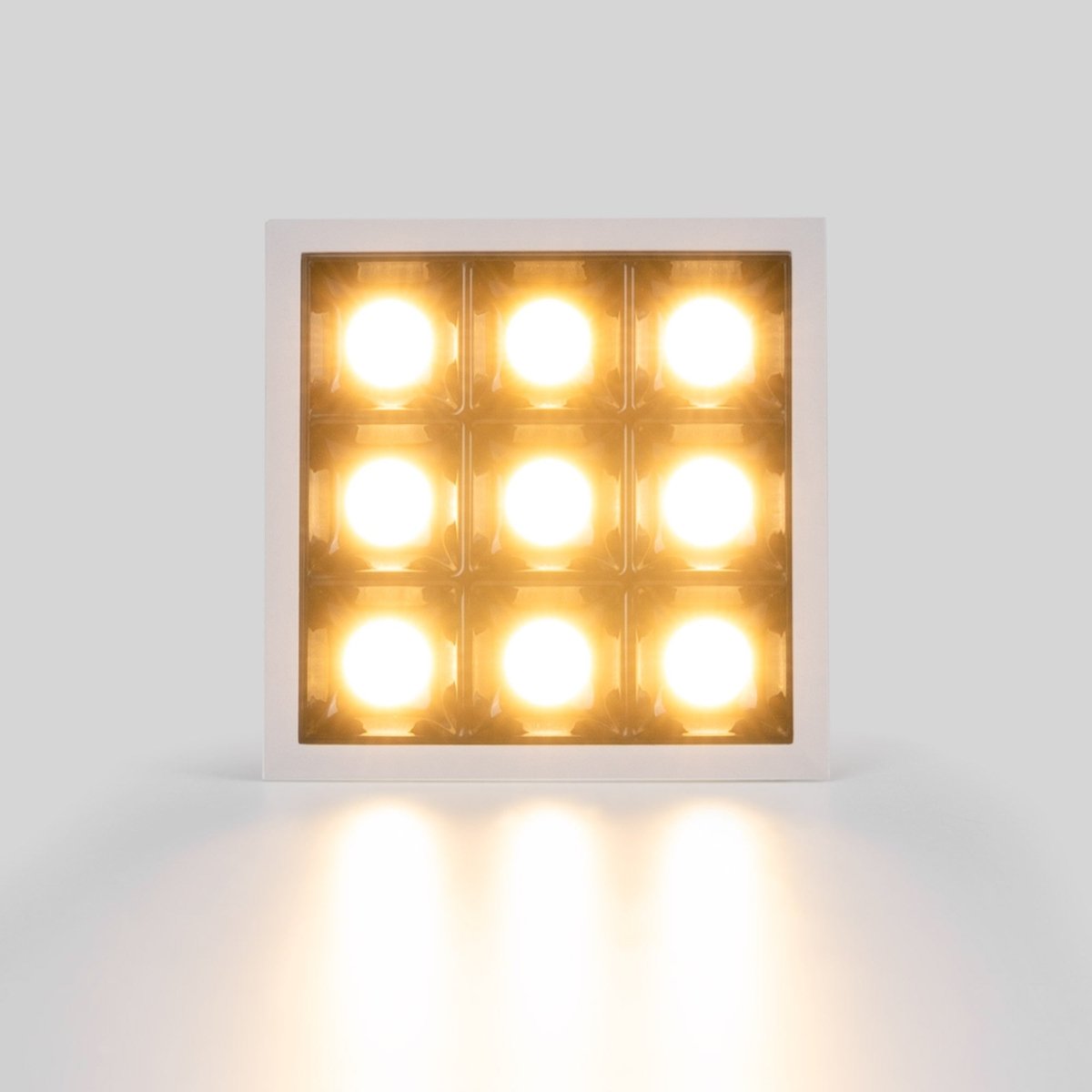 Downlight LED cuadrado empotrable 18W - 9 Focos - UGR18 - CRI90 - Chip OSRAM - Barcelona Led-