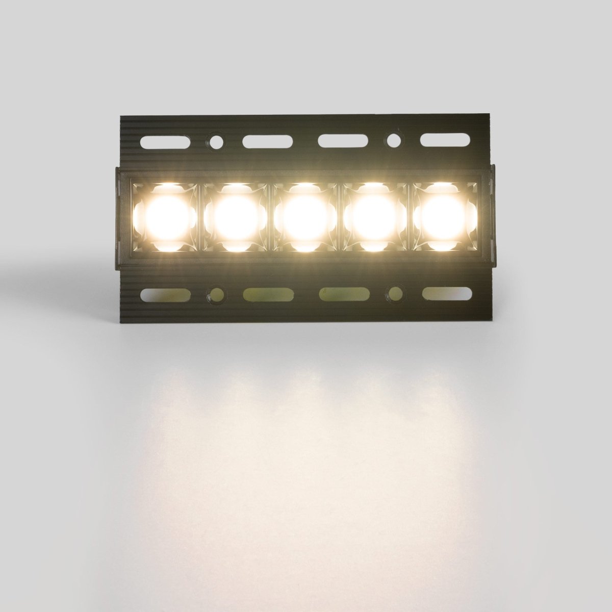 Foco lineal LED trimless / integración - 12W - UGR18 - CRI90 - Barcelona Led-
