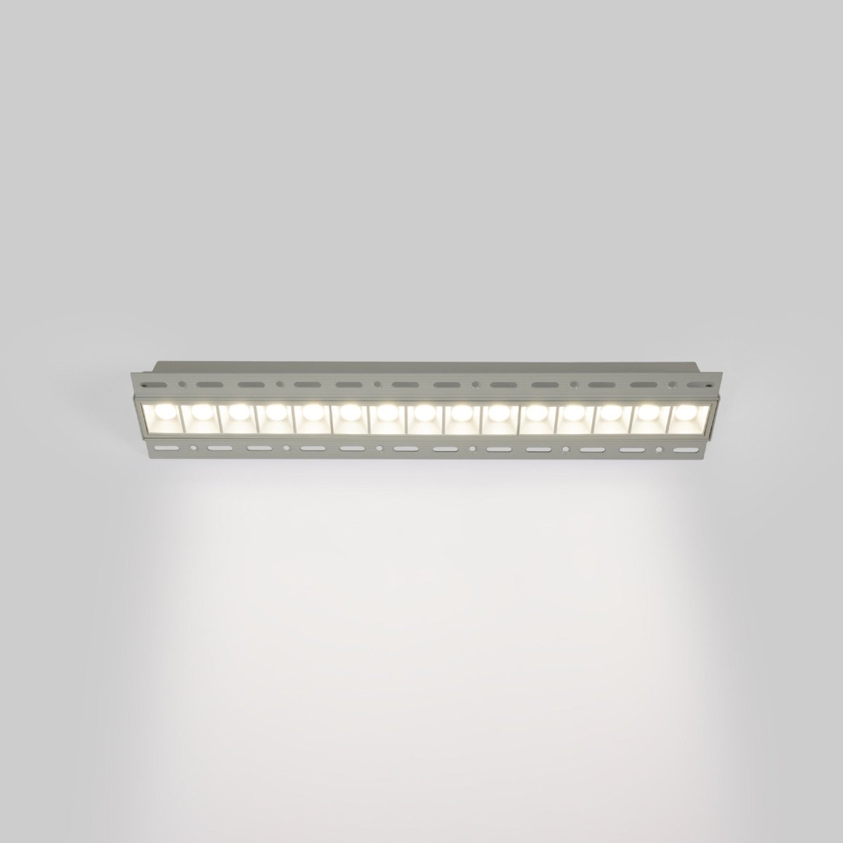 Foco lineal LED trimless / integración - 30W - UGR18 - CRI90 - Barcelona Led-