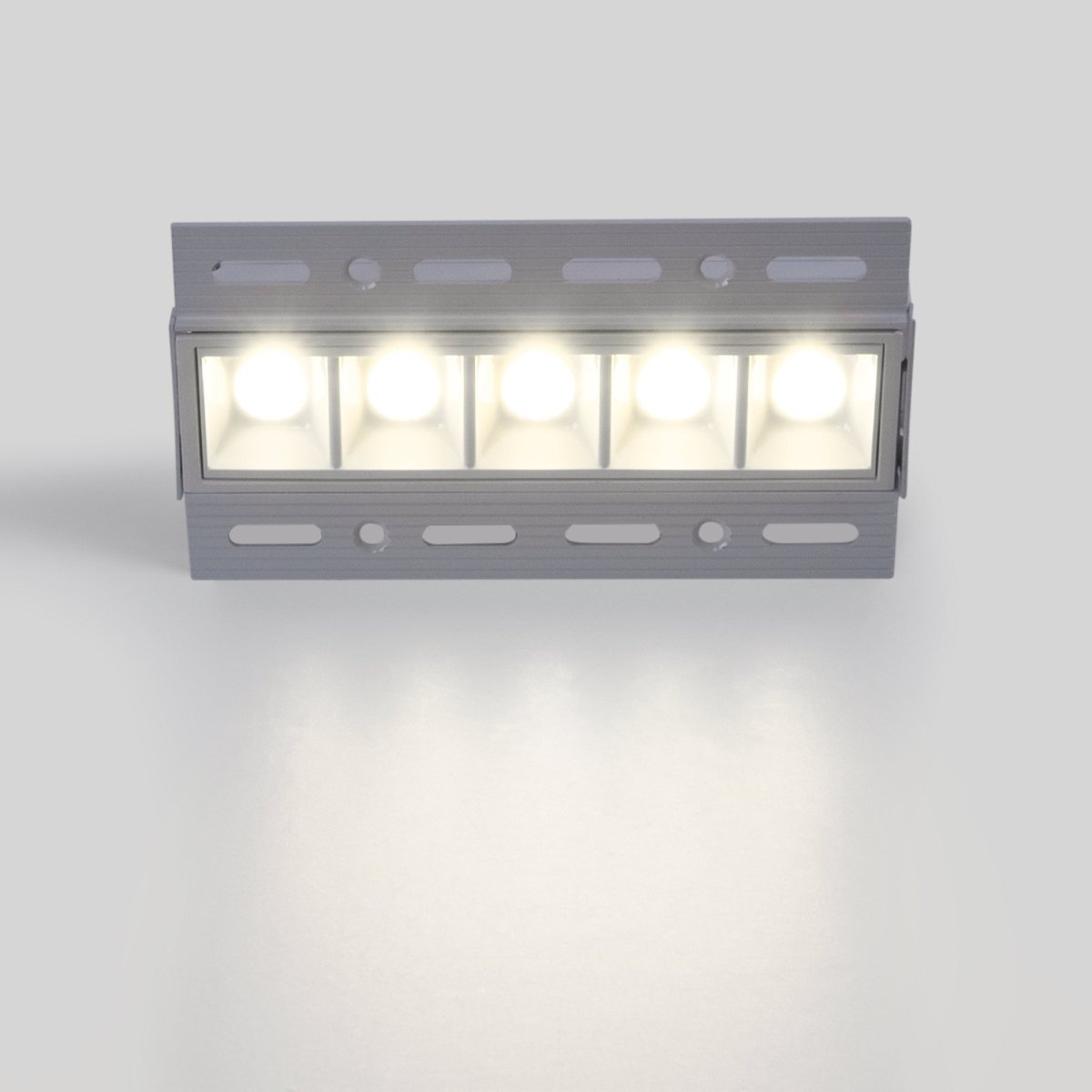 Foco lineal LED trimless / integración - 12W - UGR18 - CRI90 - Barcelona Led-