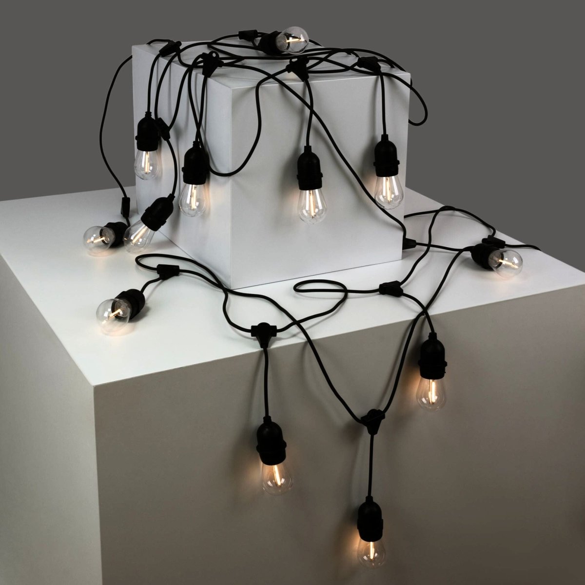 Guirnalda solar exterior - 15 Bombillas LED filamento E27 - IP44 - 10 metros - Barcelona Led-
