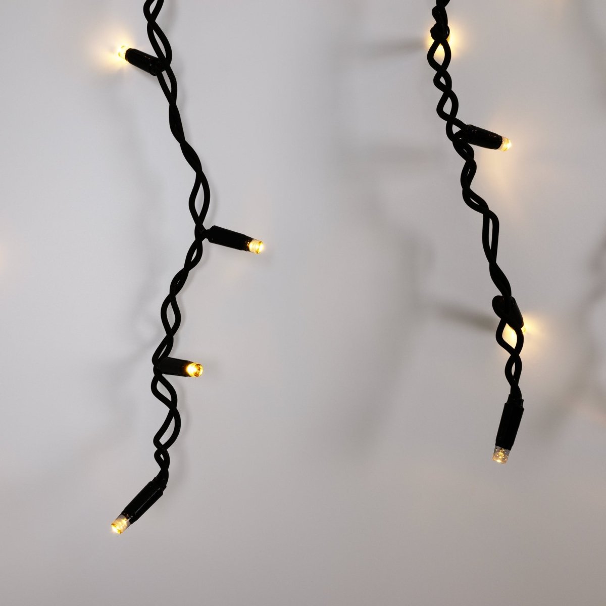 Cortina de luces LED - 1,5m x 90cm - 100 luces - Blanco cálido - Barcelona Led-