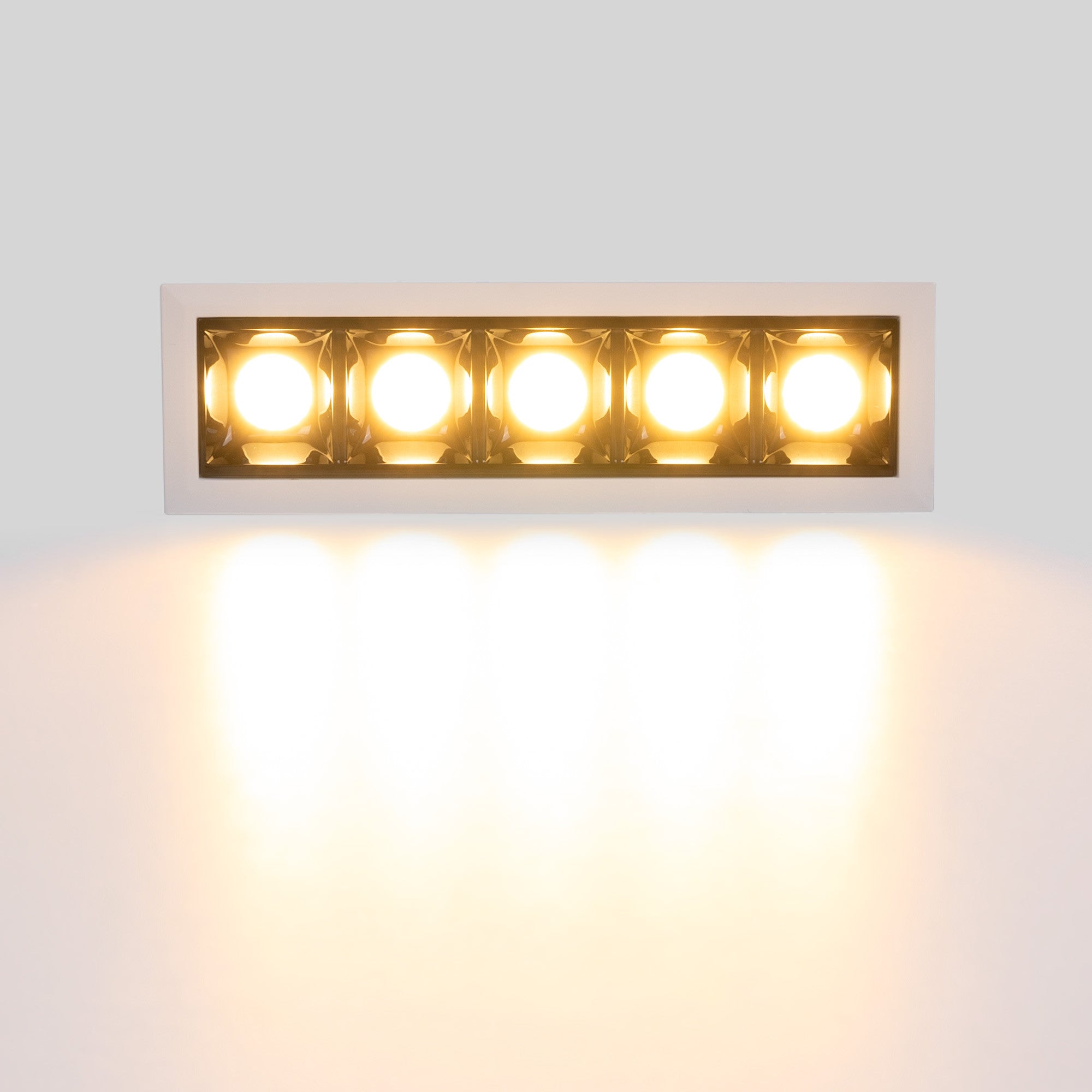 Foco lineal LED empotrable 10W - Chip OSRAM - UGR18 - CRI90 (38)