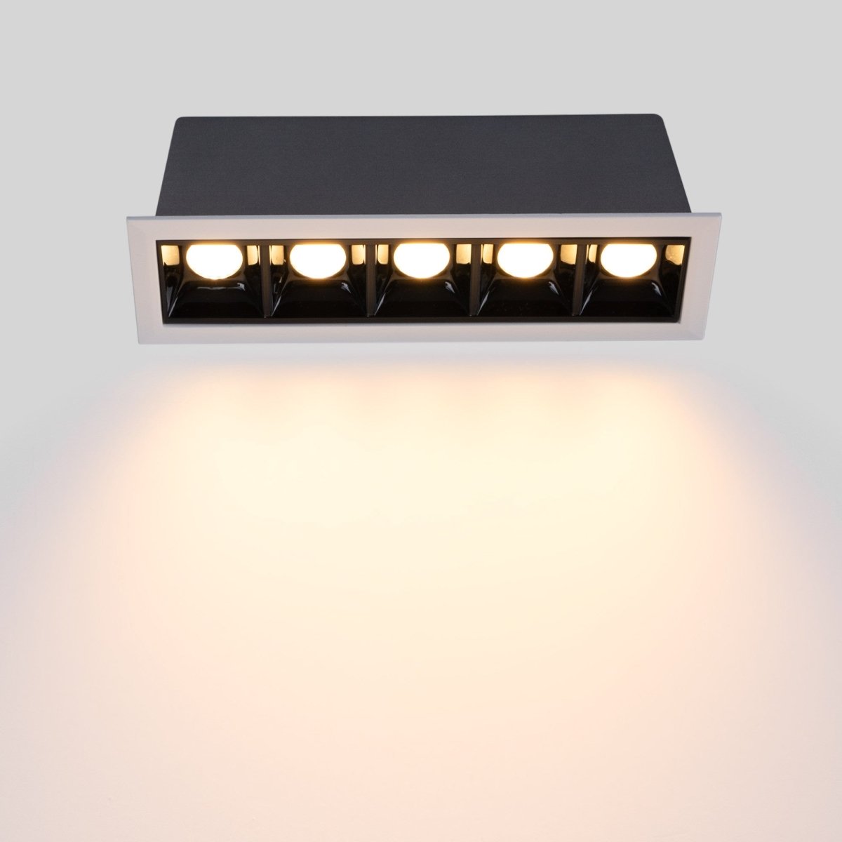 Foco lineal LED empotrable 10W - Chip OSRAM - UGR18 - CRI90 - Barcelona Led-
