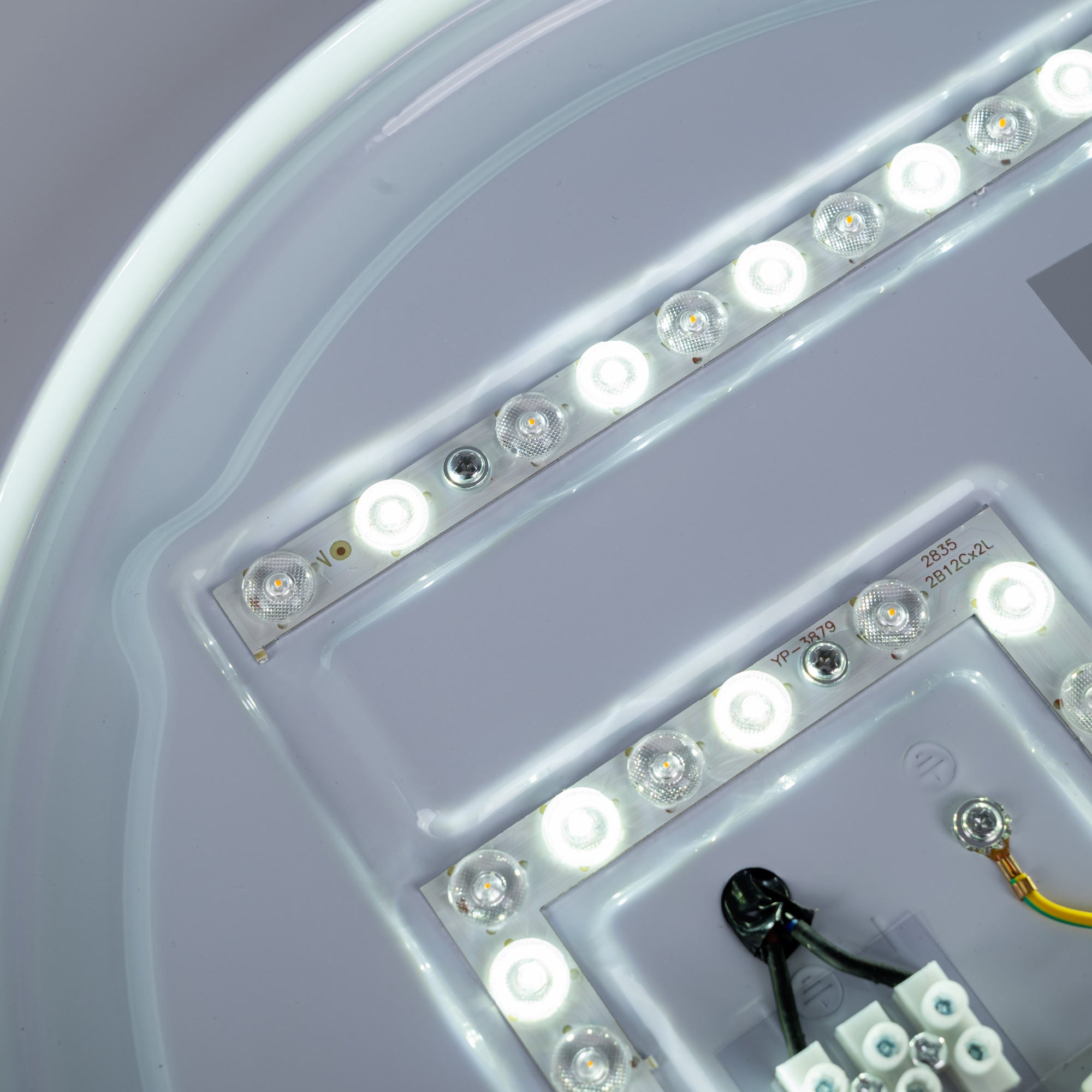 Lámpara de techo LED tipo plafón CCT 24W - Efecto madera - Ø45cm (16)