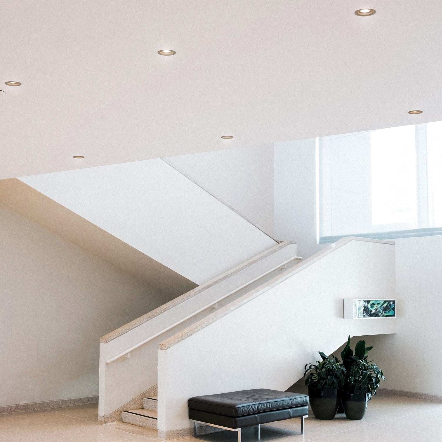 Aro downlight circular para bombilla GU10 / MR16 - Corte Ø70mm (25)