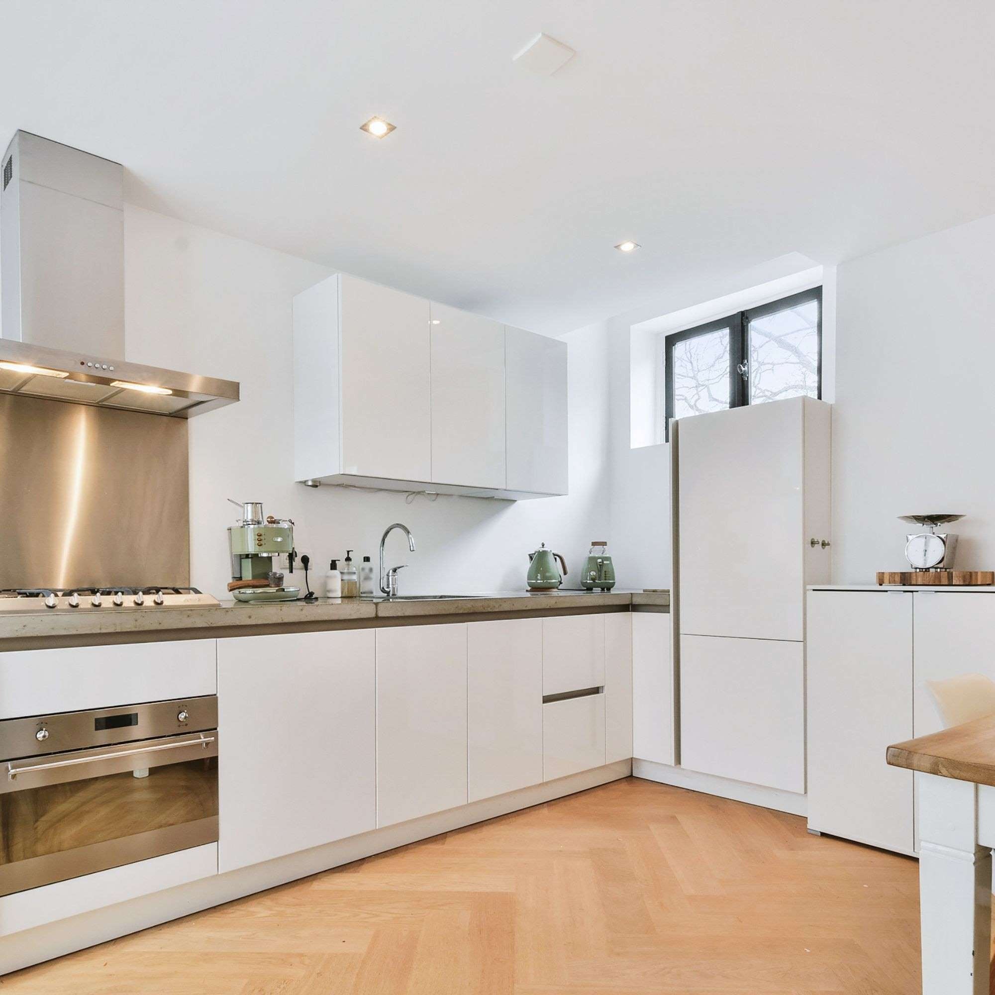 KIT Aro downlight cuadrado 93x93mm (blanco) + Bombilla GU10 6W + Portalámparas (5)