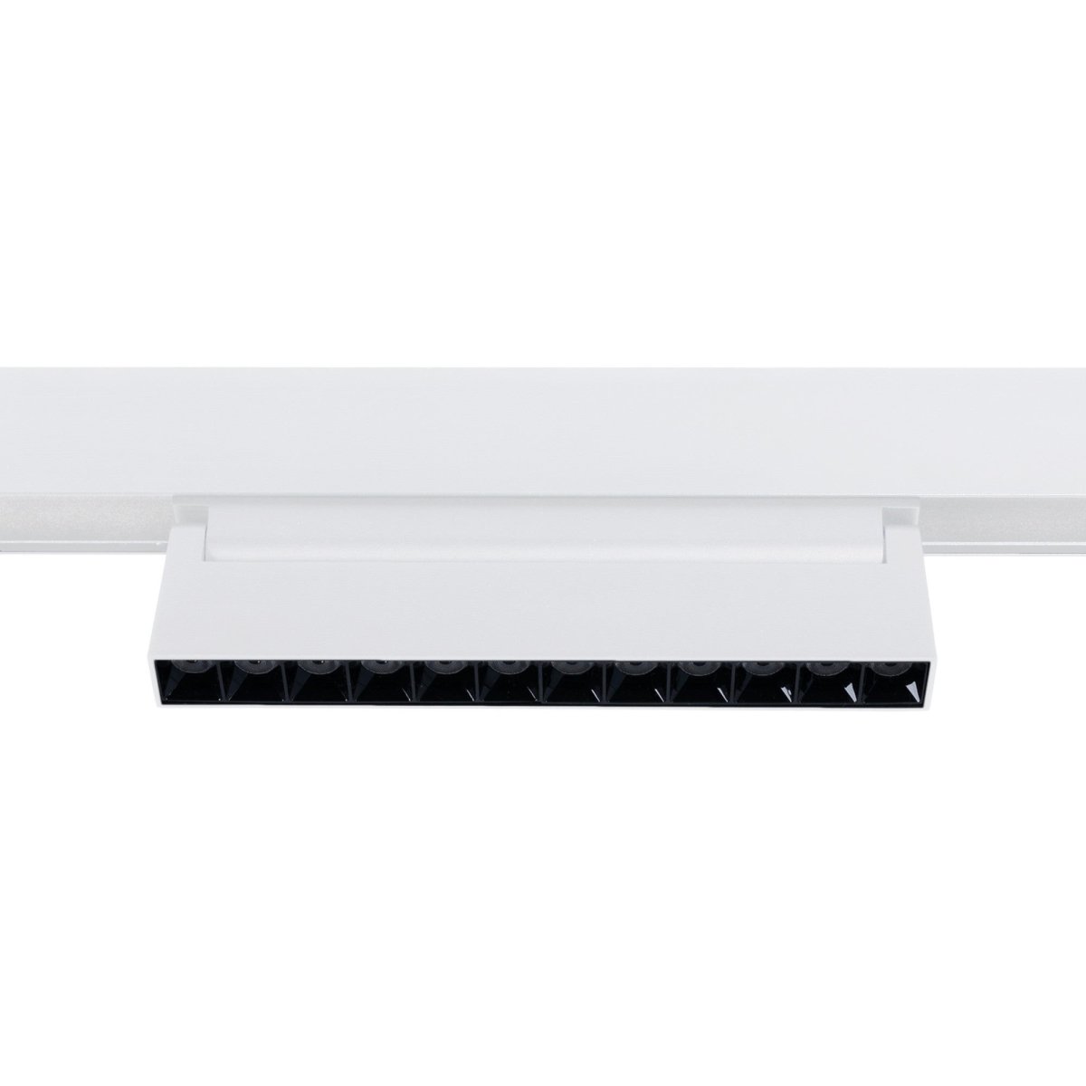 Foco lineal orientable para carril magnético 48V- 12W - Chip OSRAM  - UGR18 - Barcelona Led-