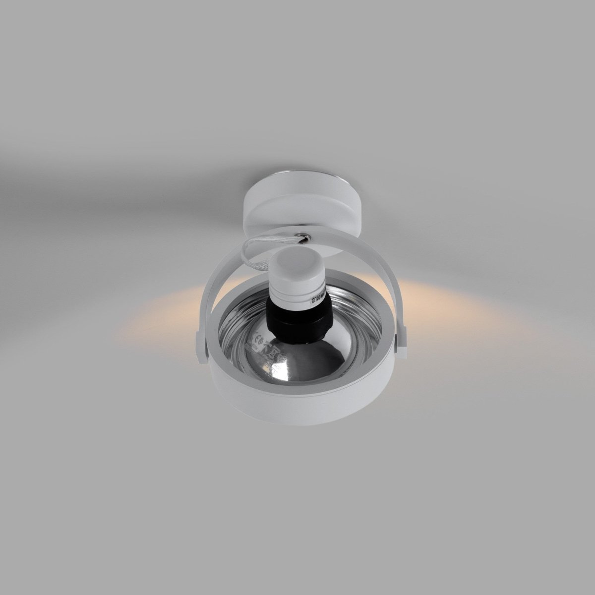 Foco de techo orientable "IRIS" + Bombilla AR111 GU10 - Barcelona Led-Decoración