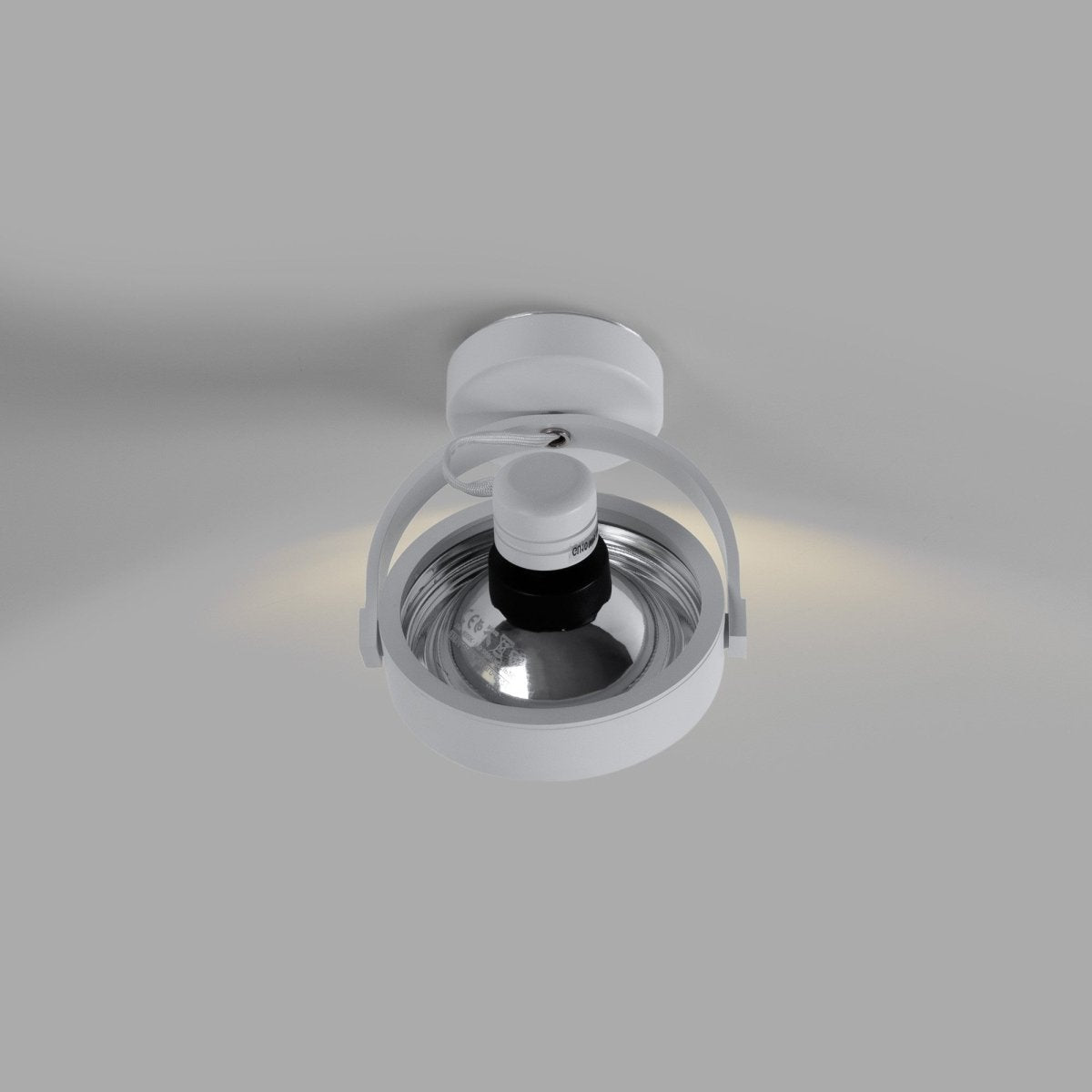 Foco de techo orientable "IRIS" + Bombilla AR111 GU10 - Barcelona Led-Decoración