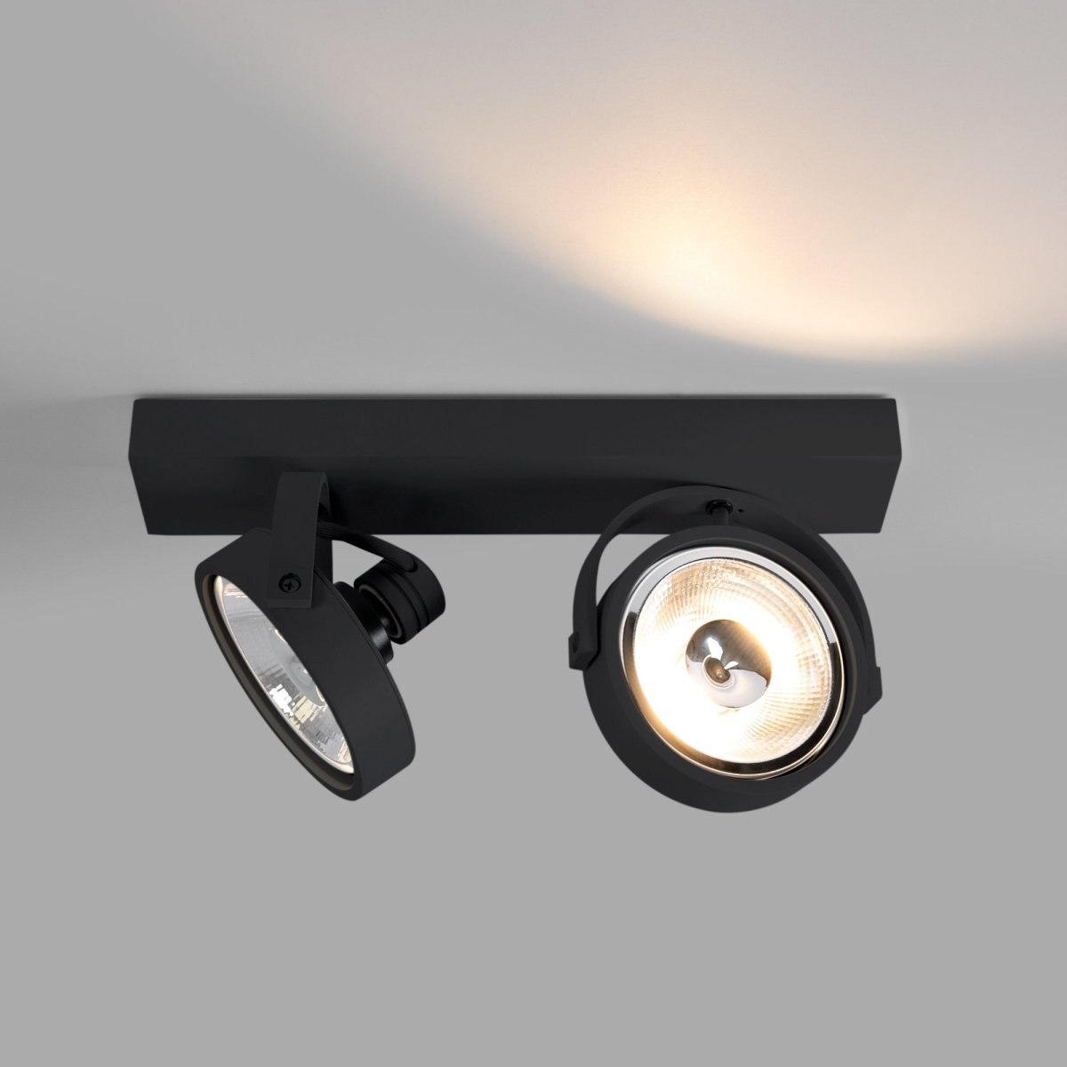 Foco de techo doble orientable "IRIS" + 2 bombillas AR111 GU10 - Barcelona Led-Decoración