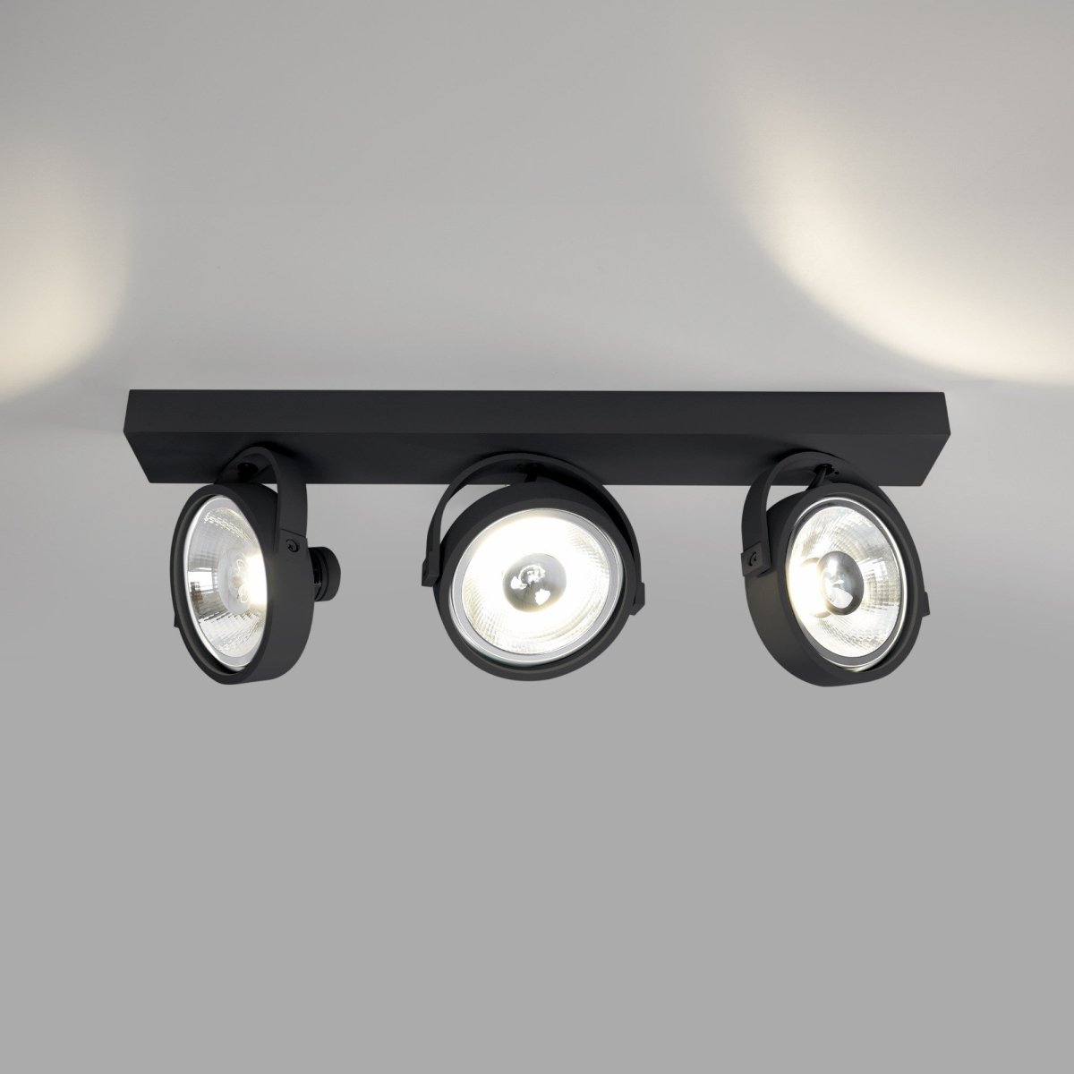 Foco de techo triple orientable "IRIS" + 3 bombillas AR111 GU10 - Barcelona Led-Decoración