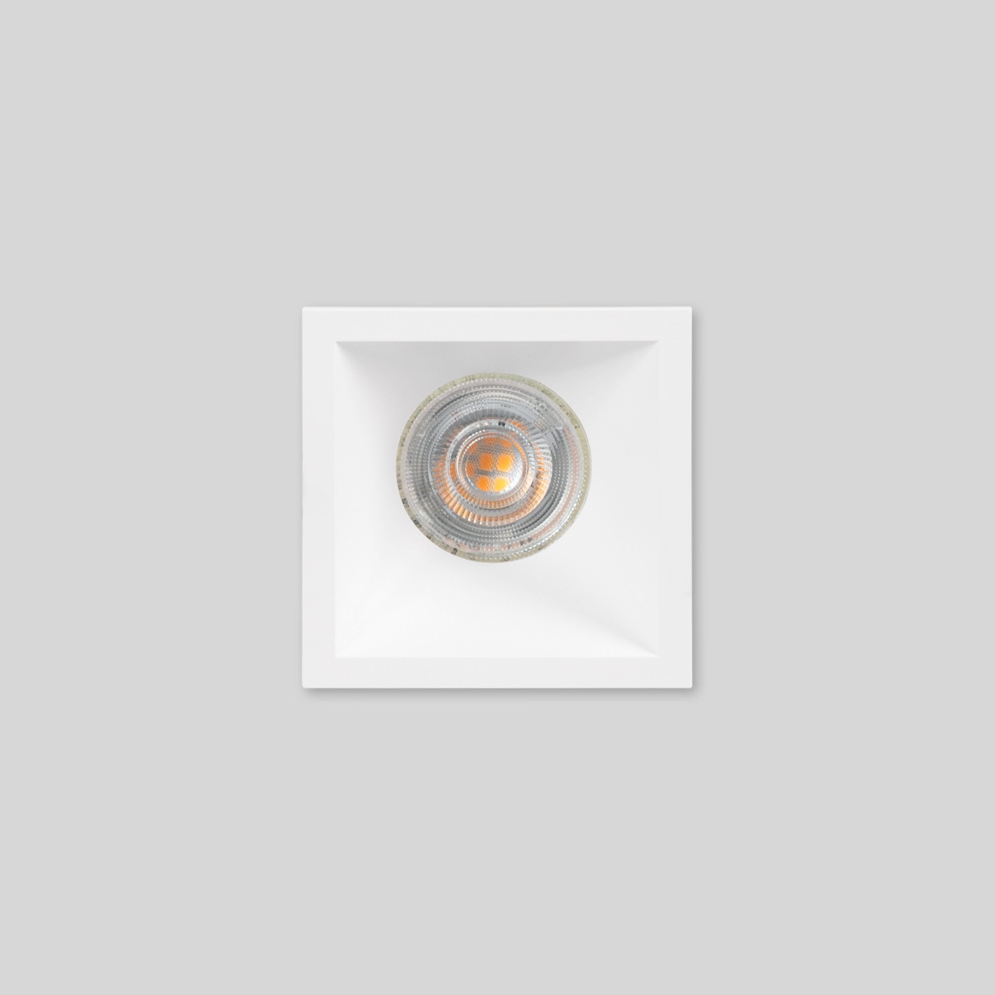 Aro downlight empotrable cuadrado - Bajo UGR - Corte 75 x 75mm (38)